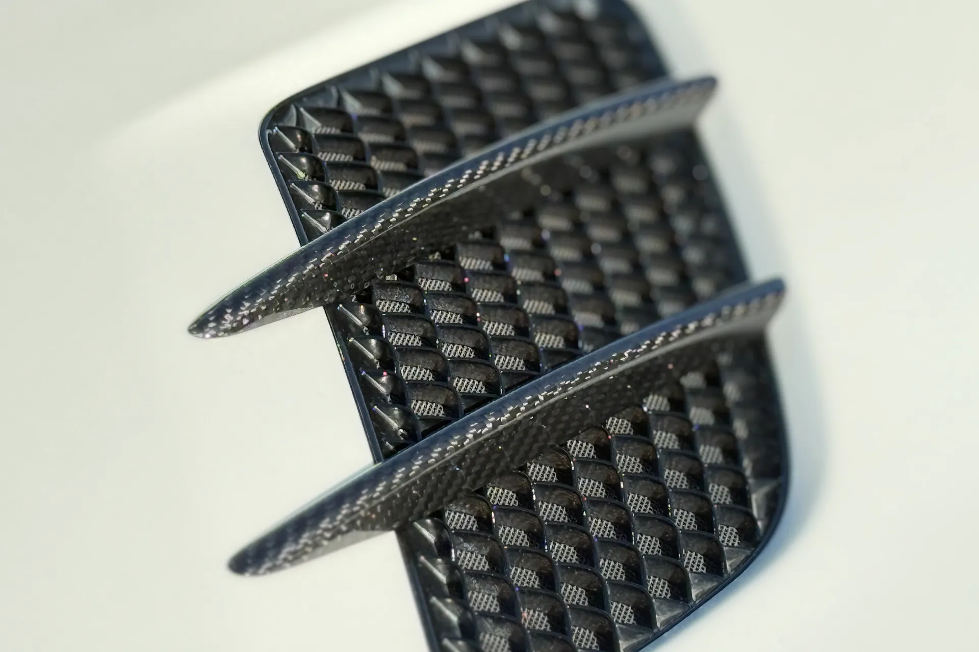 MERCEDES-BENZ AMG GT thumbnail image number 8