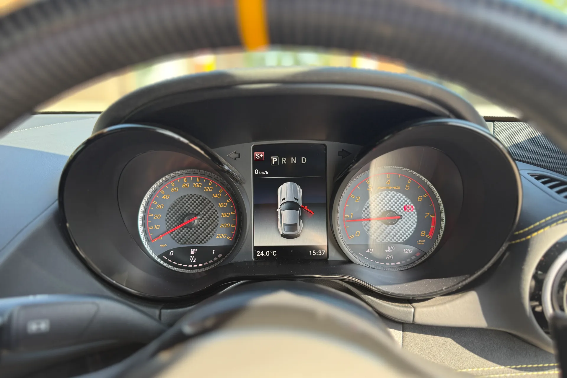 MERCEDES-BENZ AMG GT thumbnail image number 38