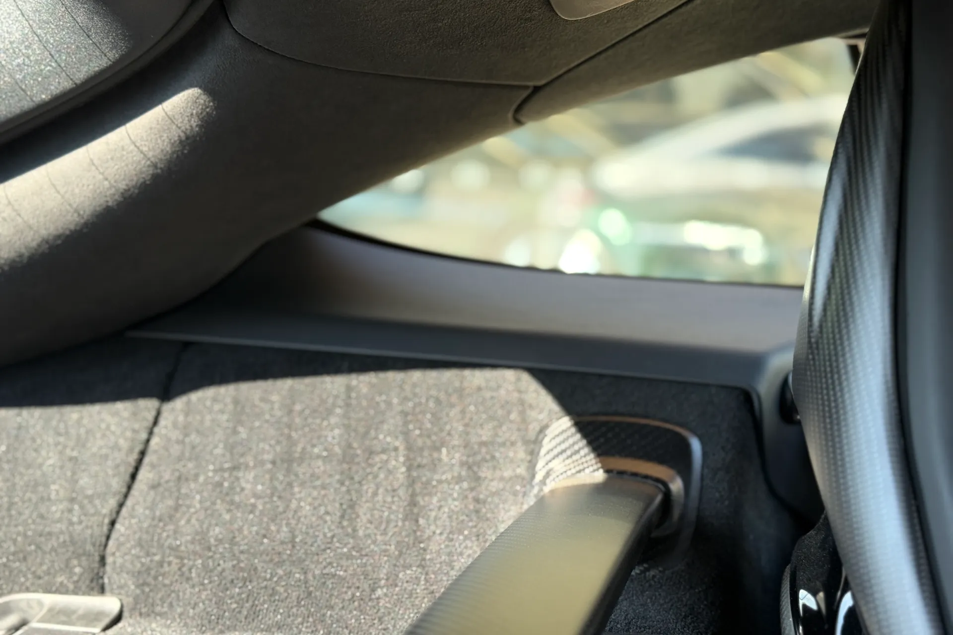 MERCEDES-BENZ AMG GT thumbnail image number 56