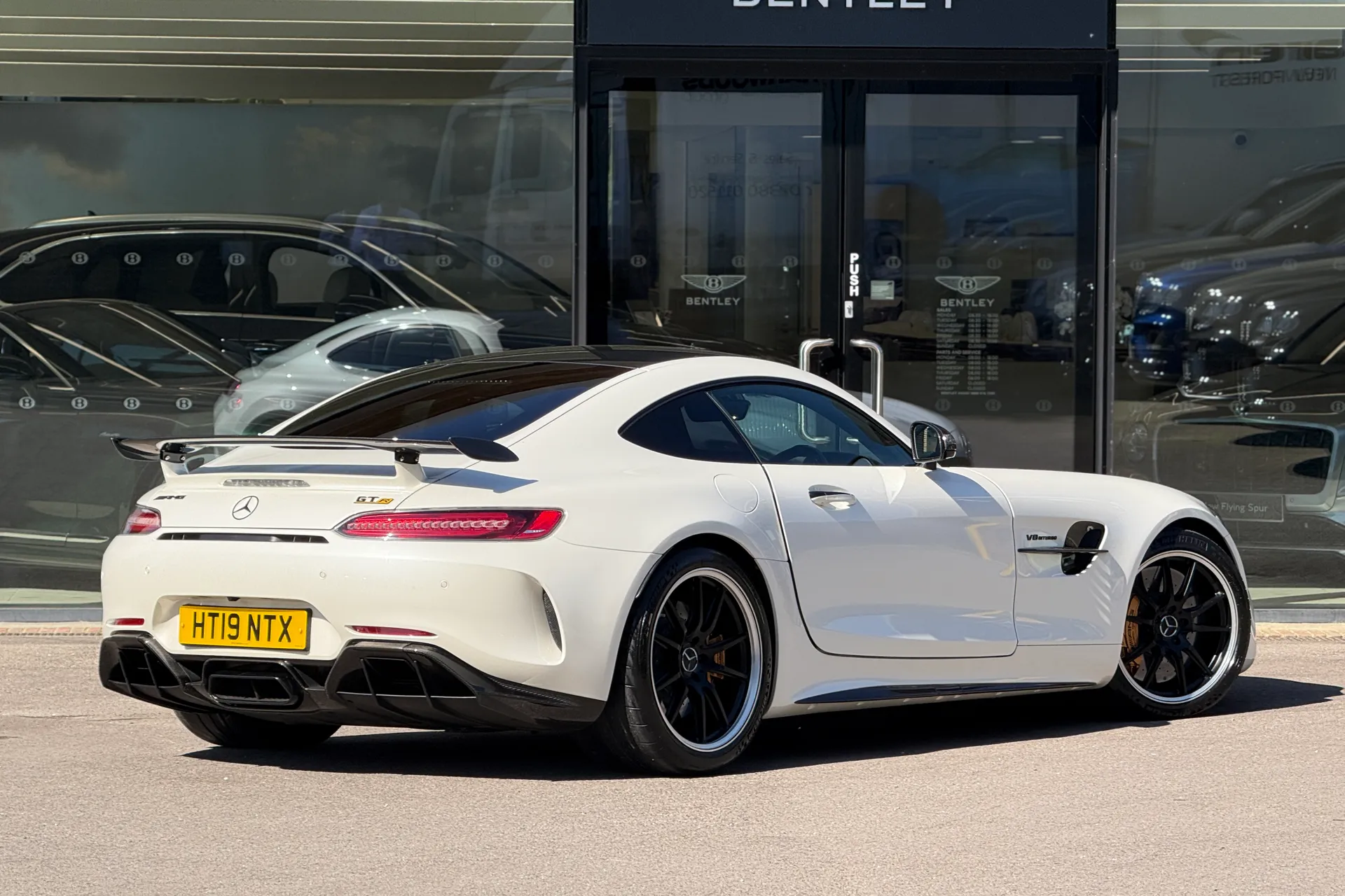 MERCEDES-BENZ AMG GT thumbnail image number 59