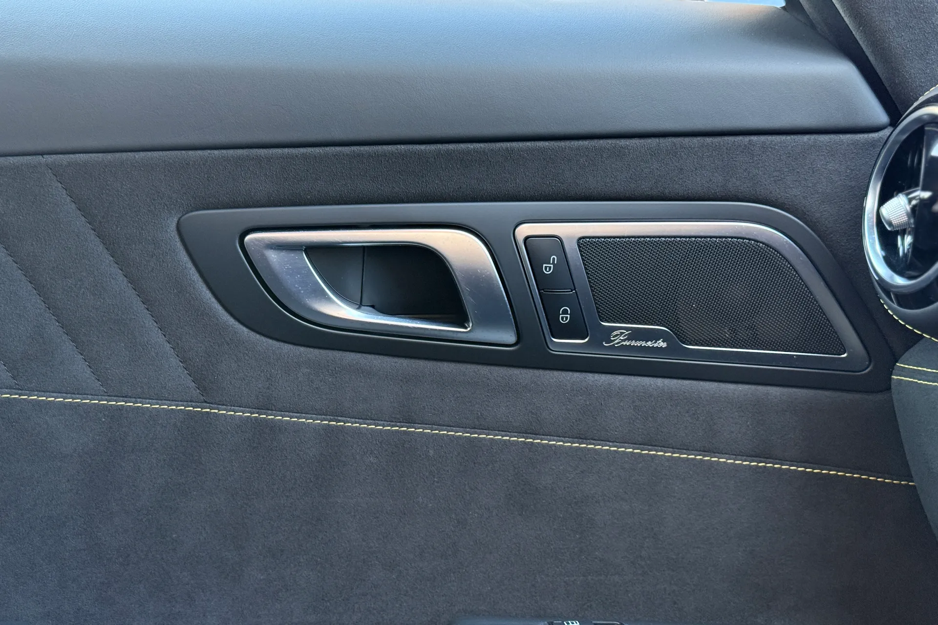 MERCEDES-BENZ AMG GT thumbnail image number 46