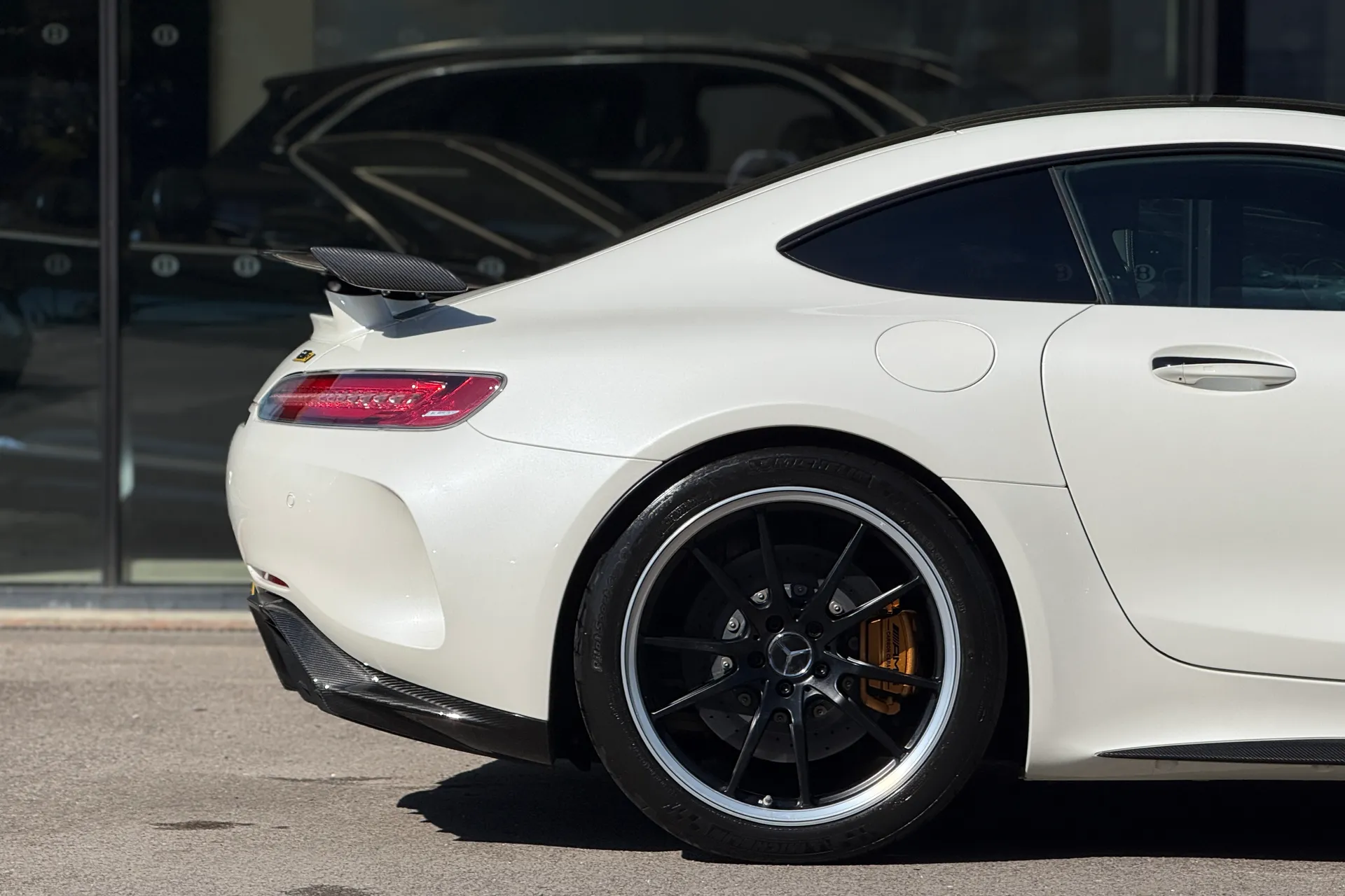 MERCEDES-BENZ AMG GT thumbnail image number 27