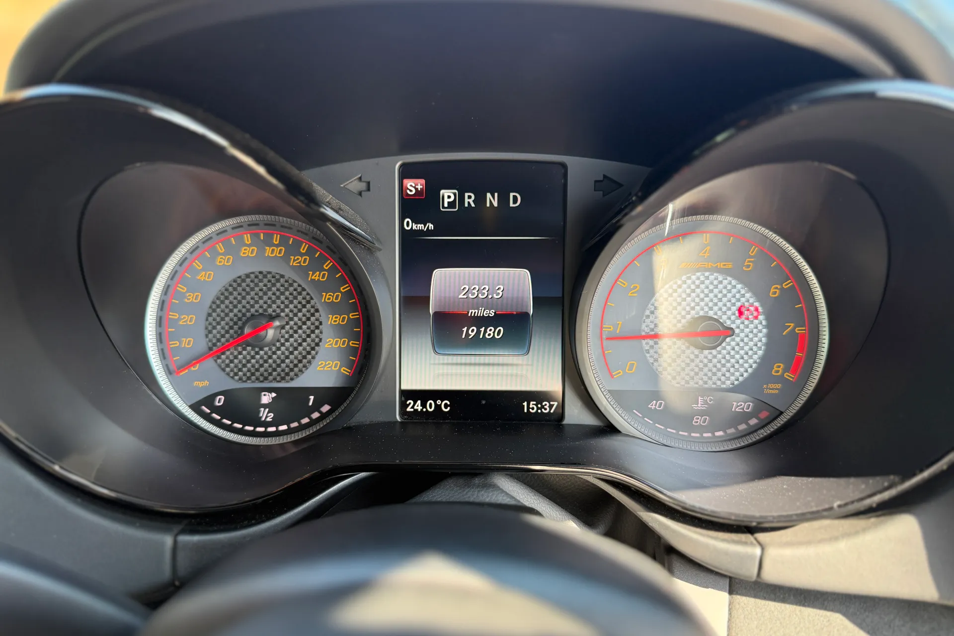 MERCEDES-BENZ AMG GT thumbnail image number 37