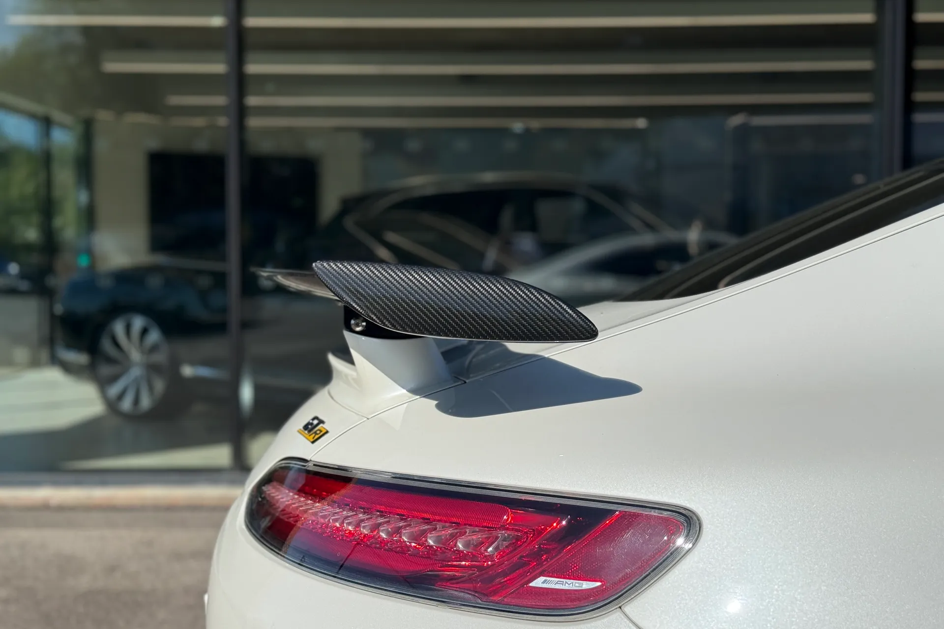 MERCEDES-BENZ AMG GT thumbnail image number 24