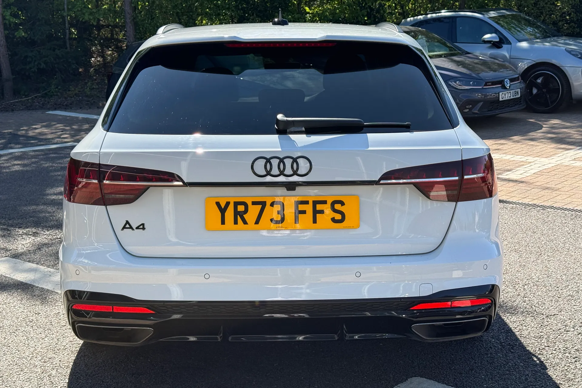 Audi A4 thumbnail image number 39