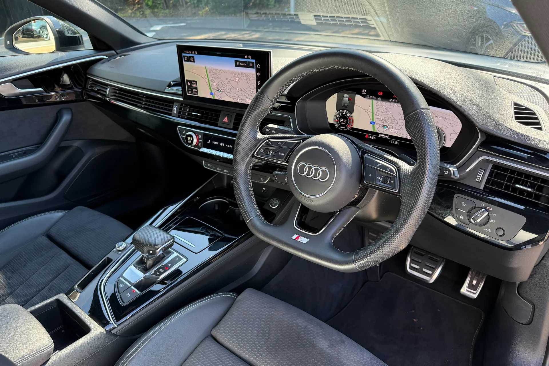 Audi A4 thumbnail image number 26