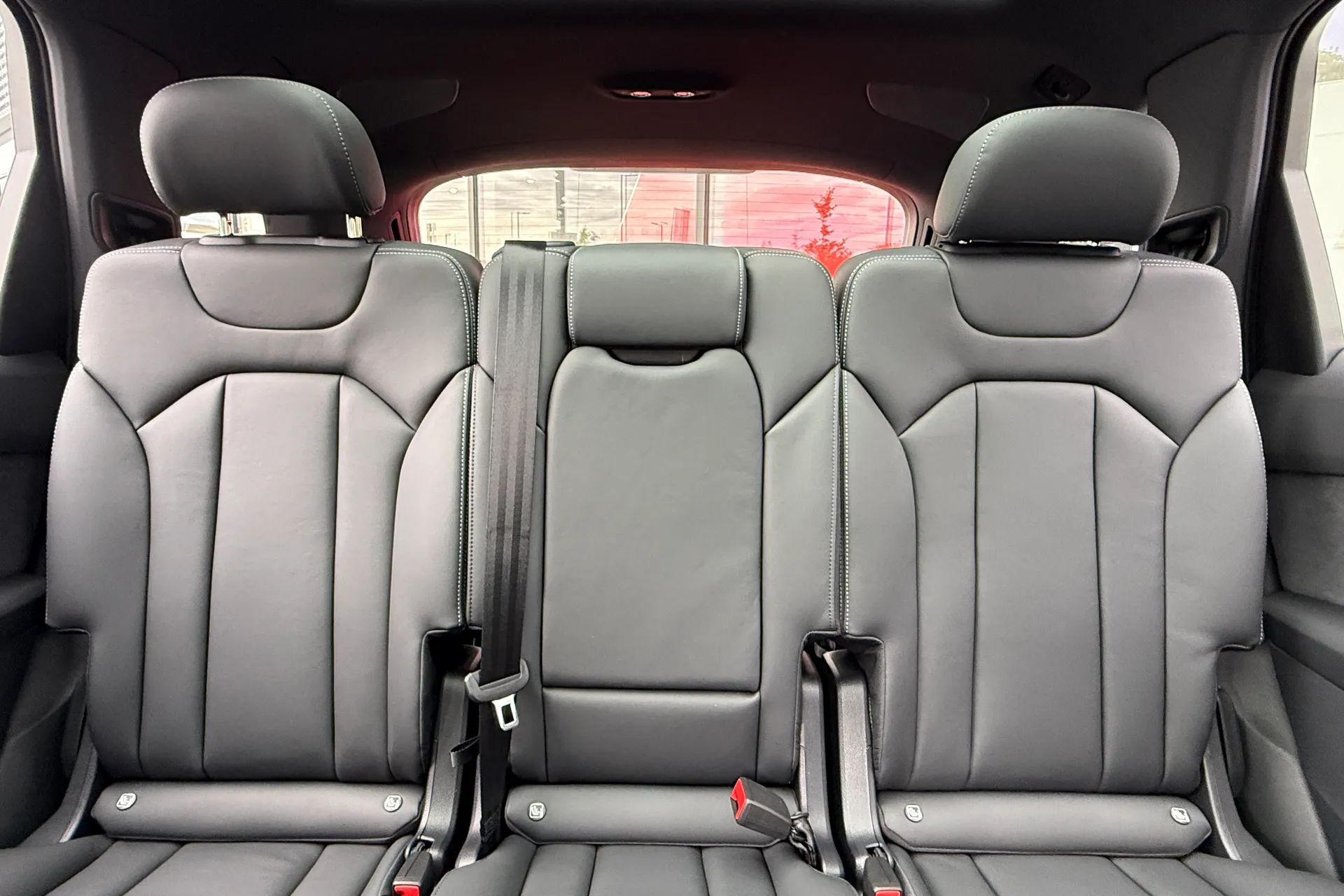 Audi Q7 thumbnail image number 46
