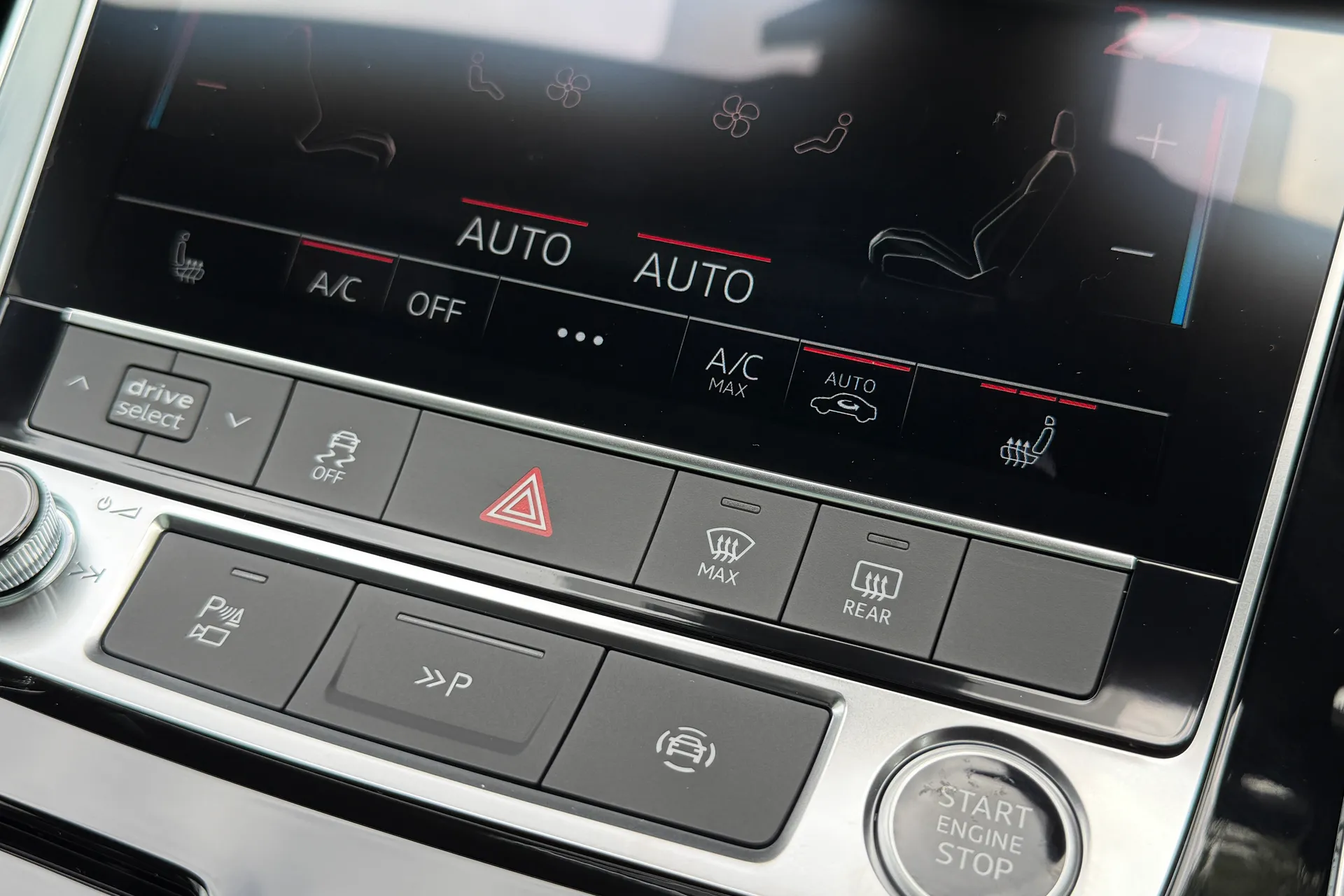 Audi Q7 thumbnail image number 40