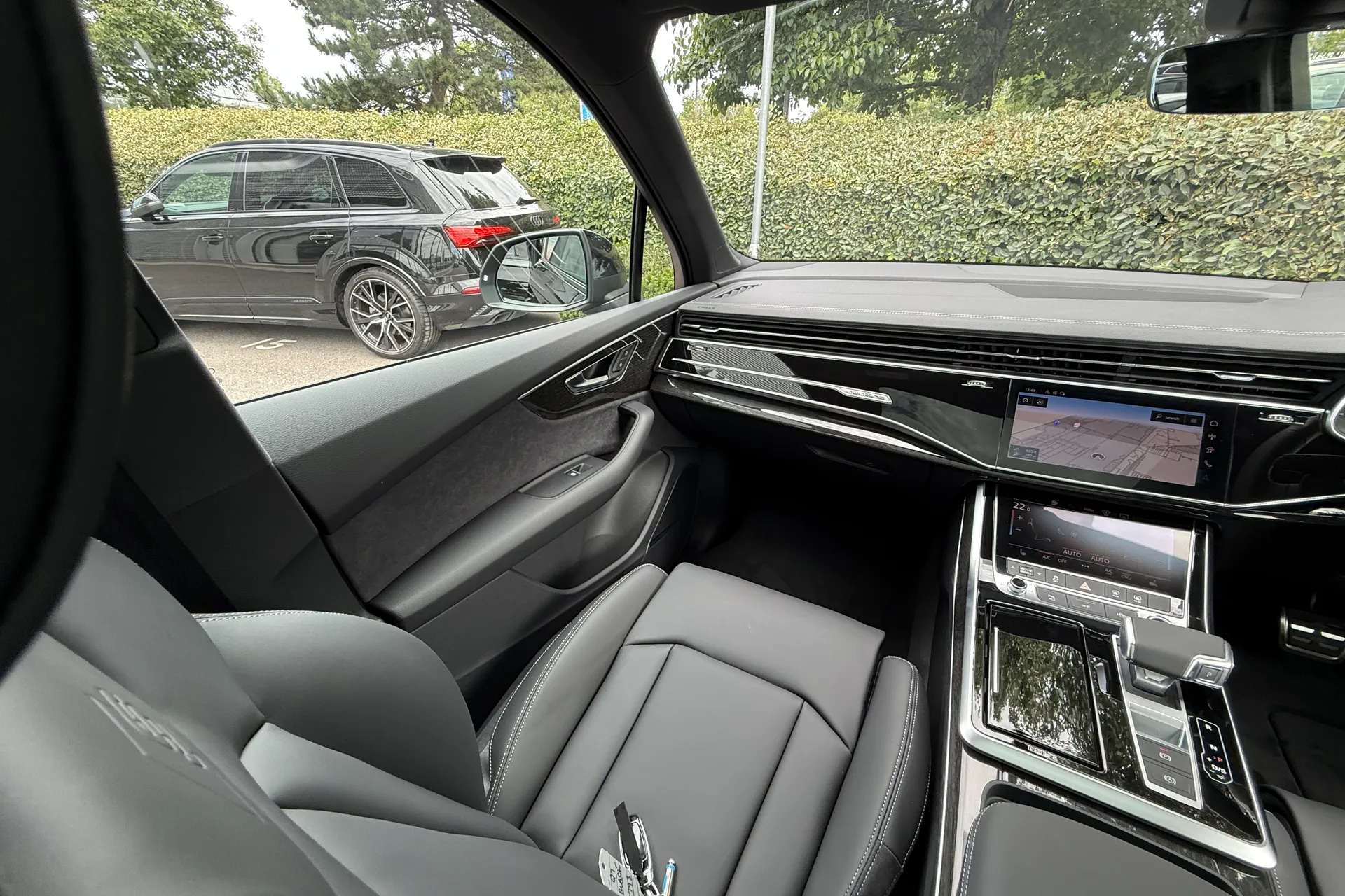Audi Q7 thumbnail image number 59