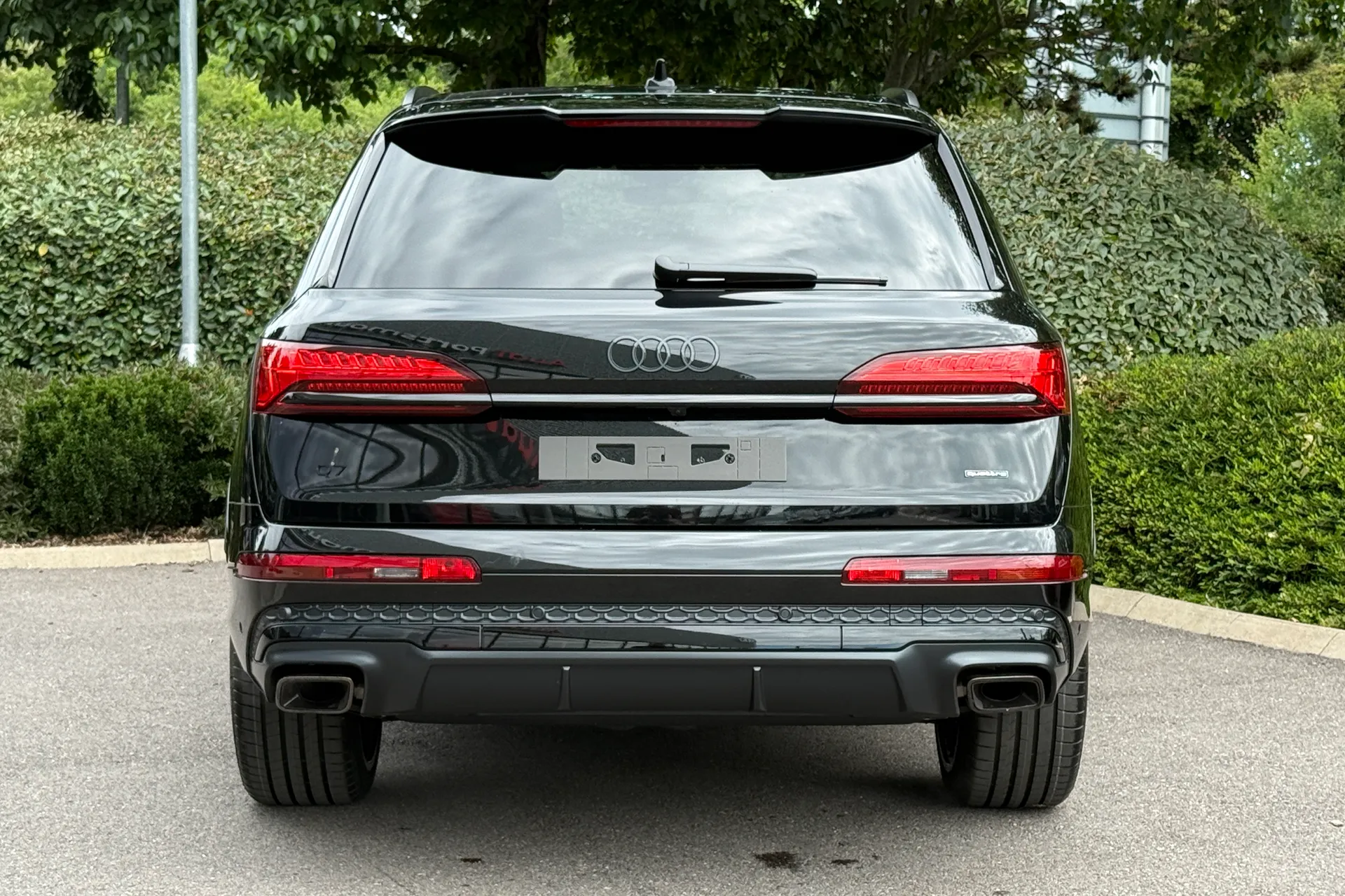 Audi Q7 thumbnail image number 17