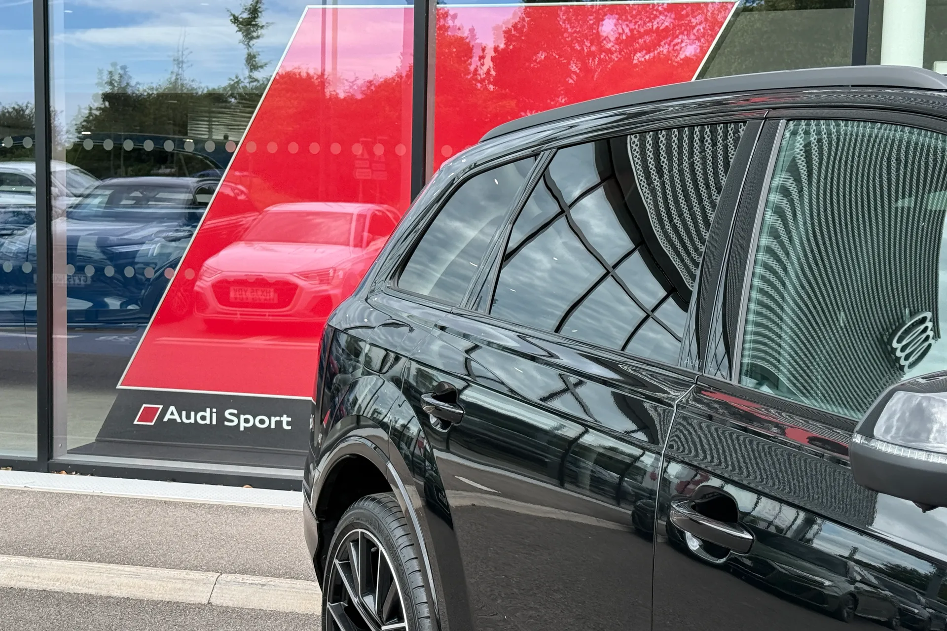 Audi Q7 thumbnail image number 13