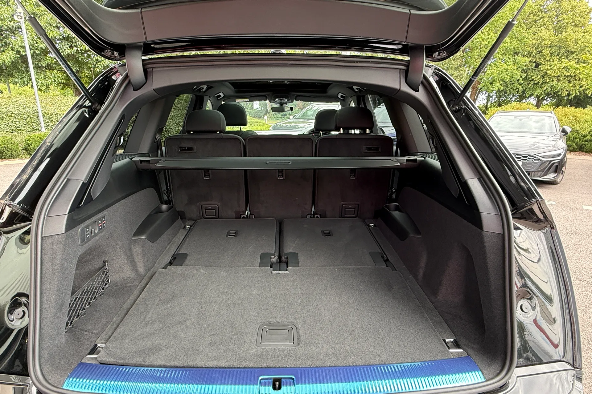 Audi Q7 thumbnail image number 49