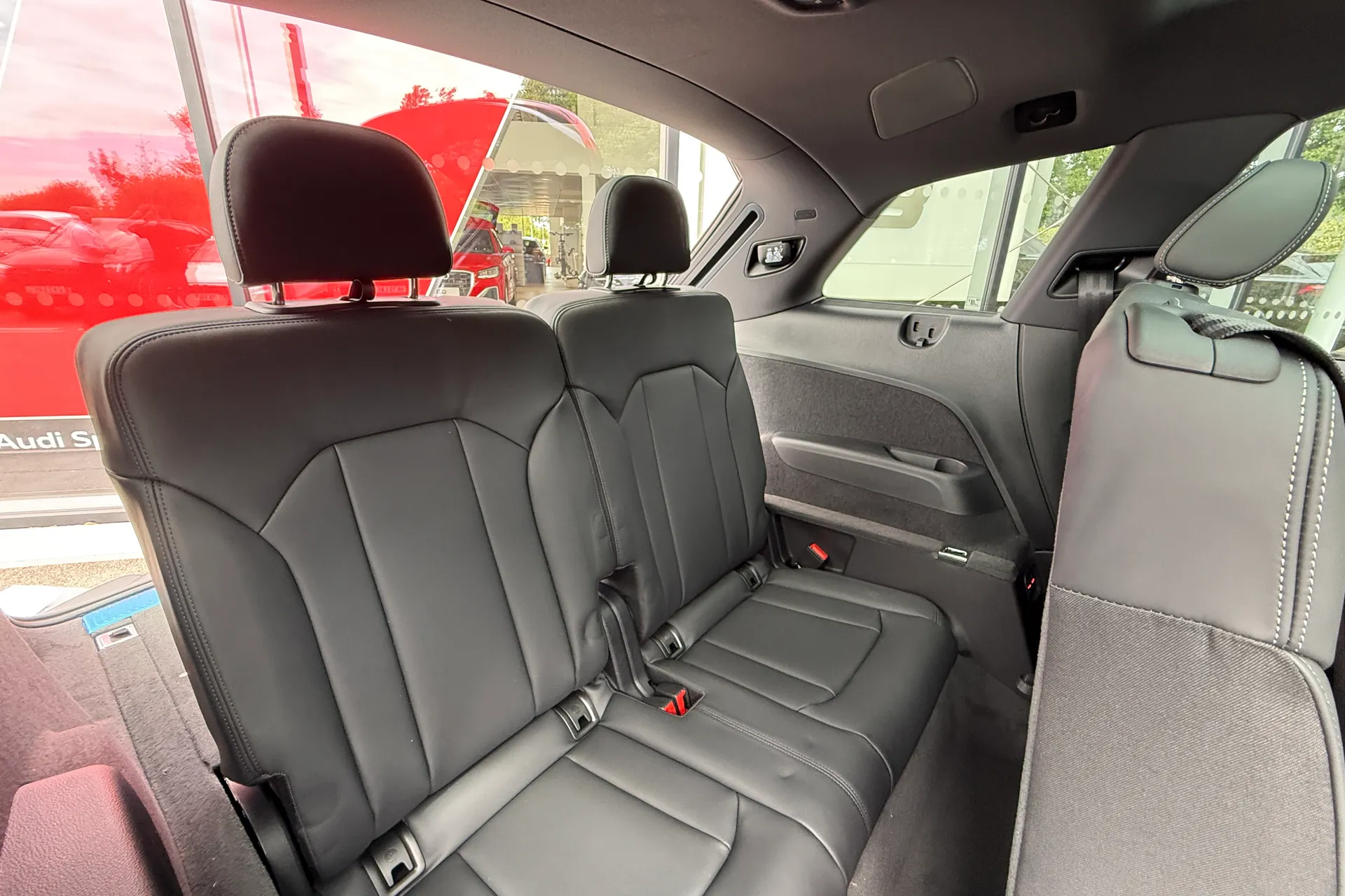 Audi Q7 thumbnail image number 52
