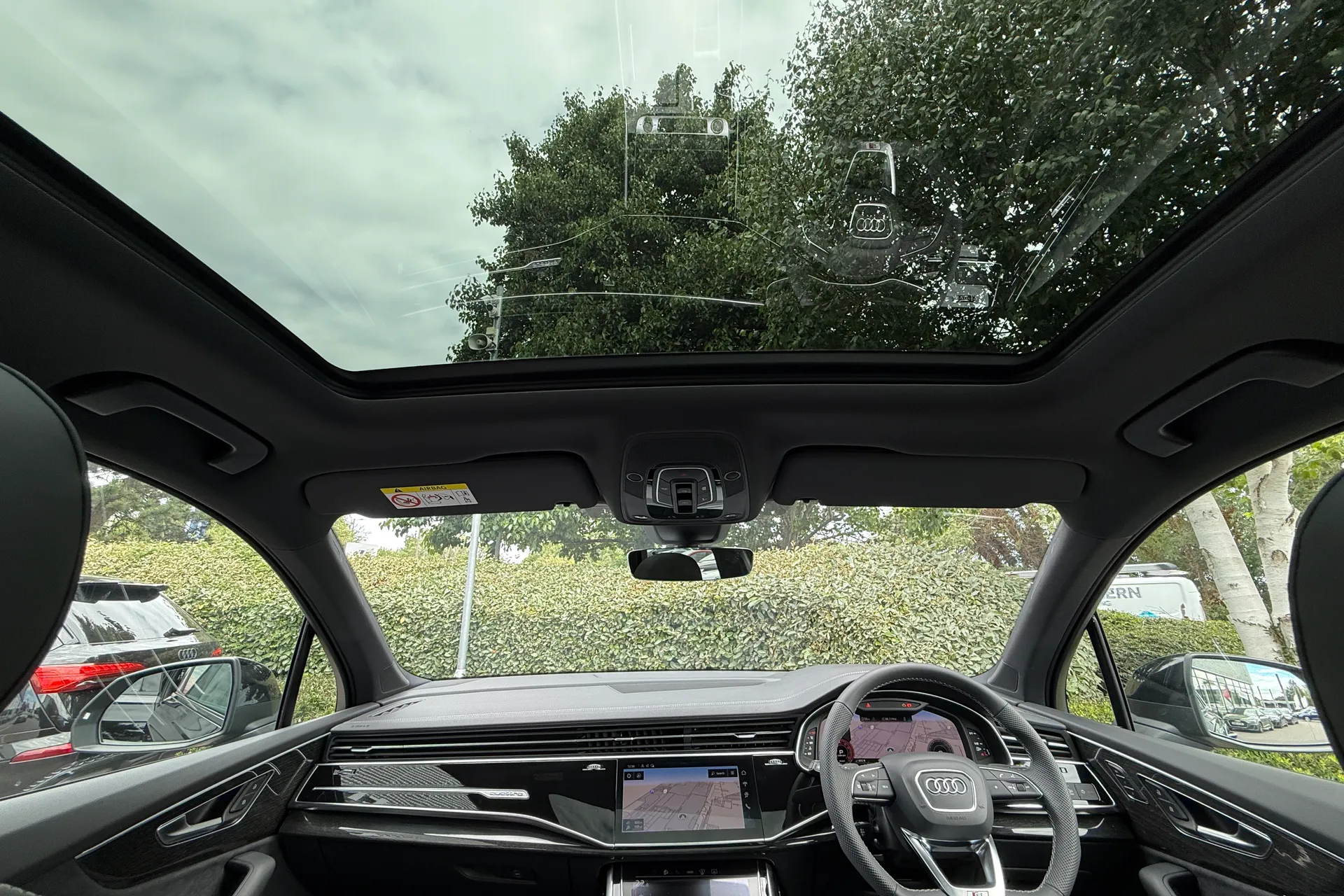 Audi Q7 thumbnail image number 42