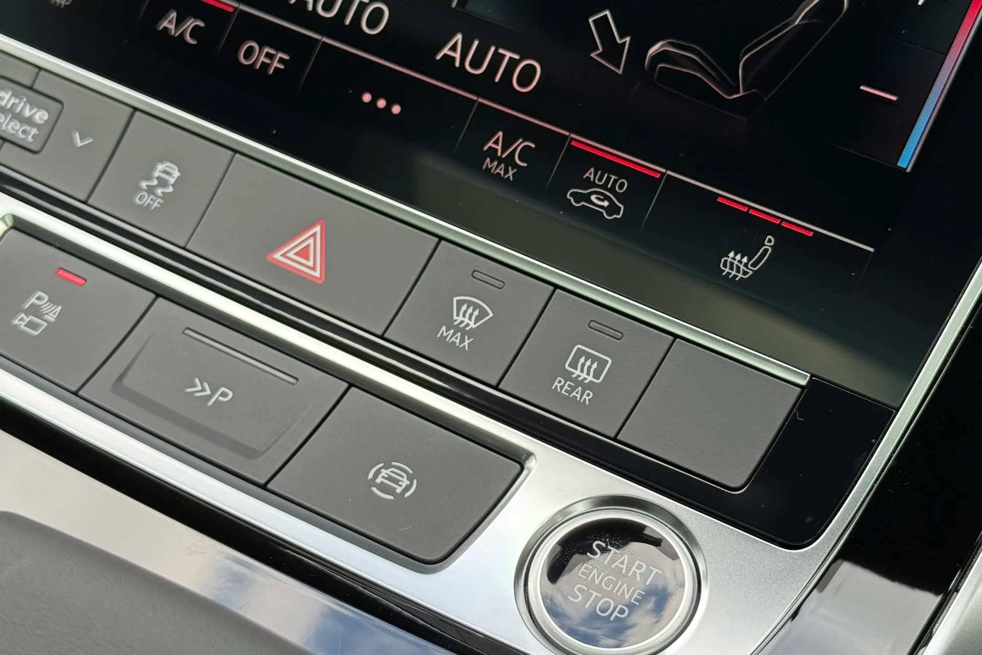 Audi Q7 thumbnail image number 24