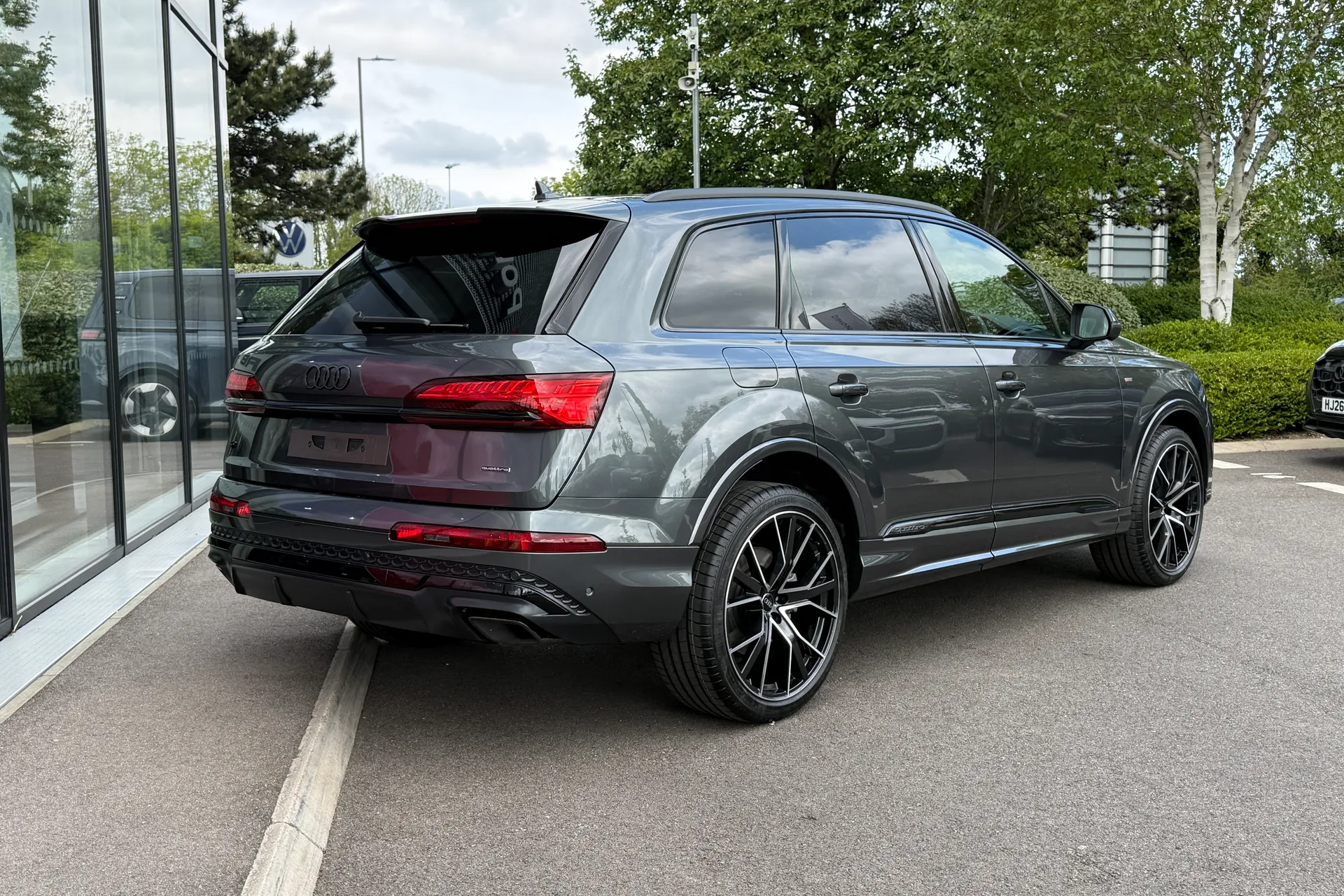 Audi Q7 thumbnail image number 36