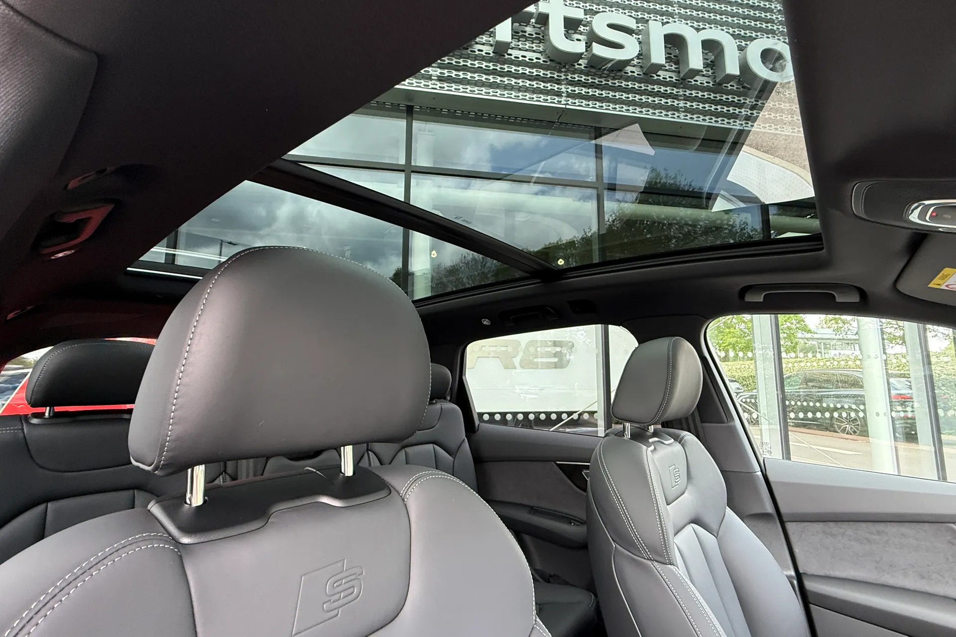 Audi Q7 thumbnail image number 35