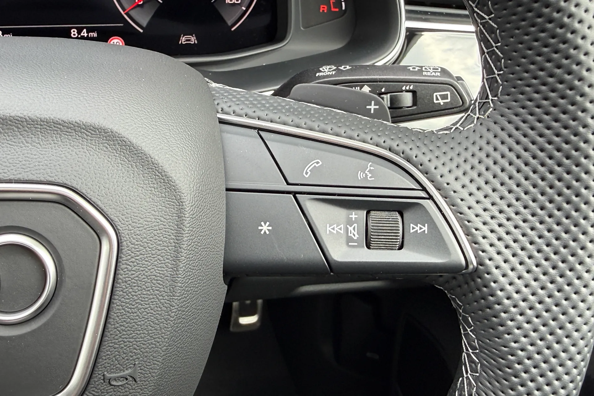 Audi Q7 thumbnail image number 47