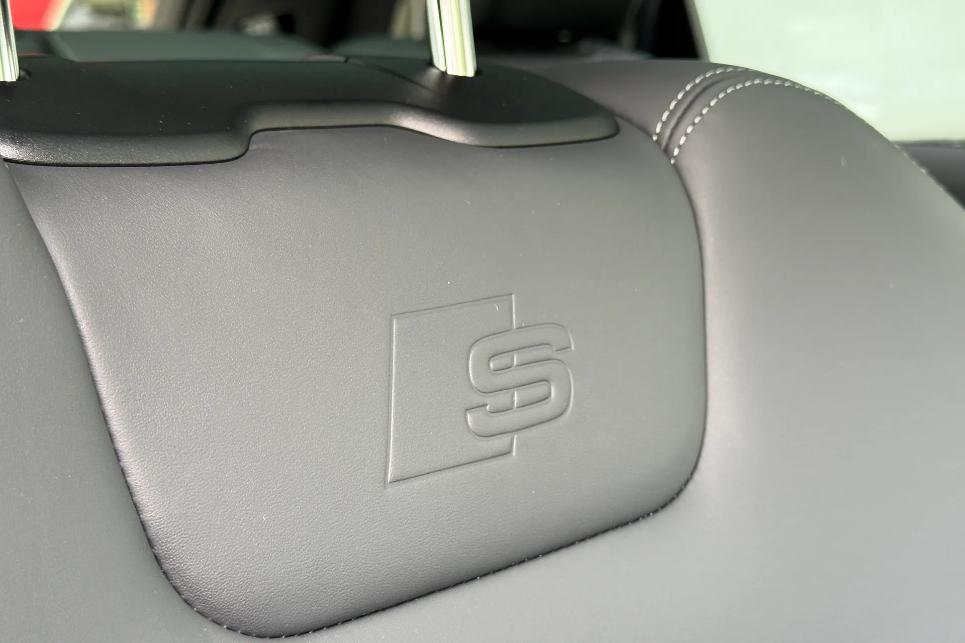 Audi Q7 thumbnail image number 34