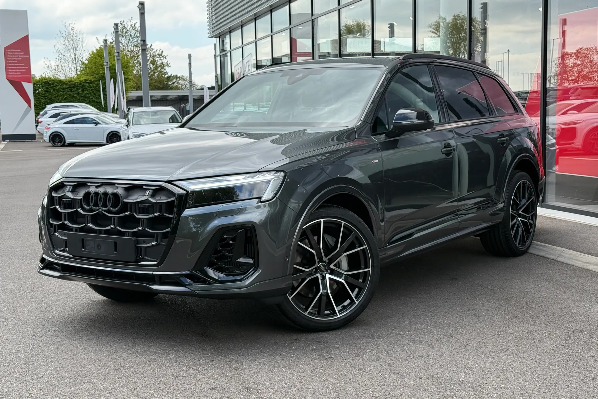 Audi Q7 thumbnail image number 5