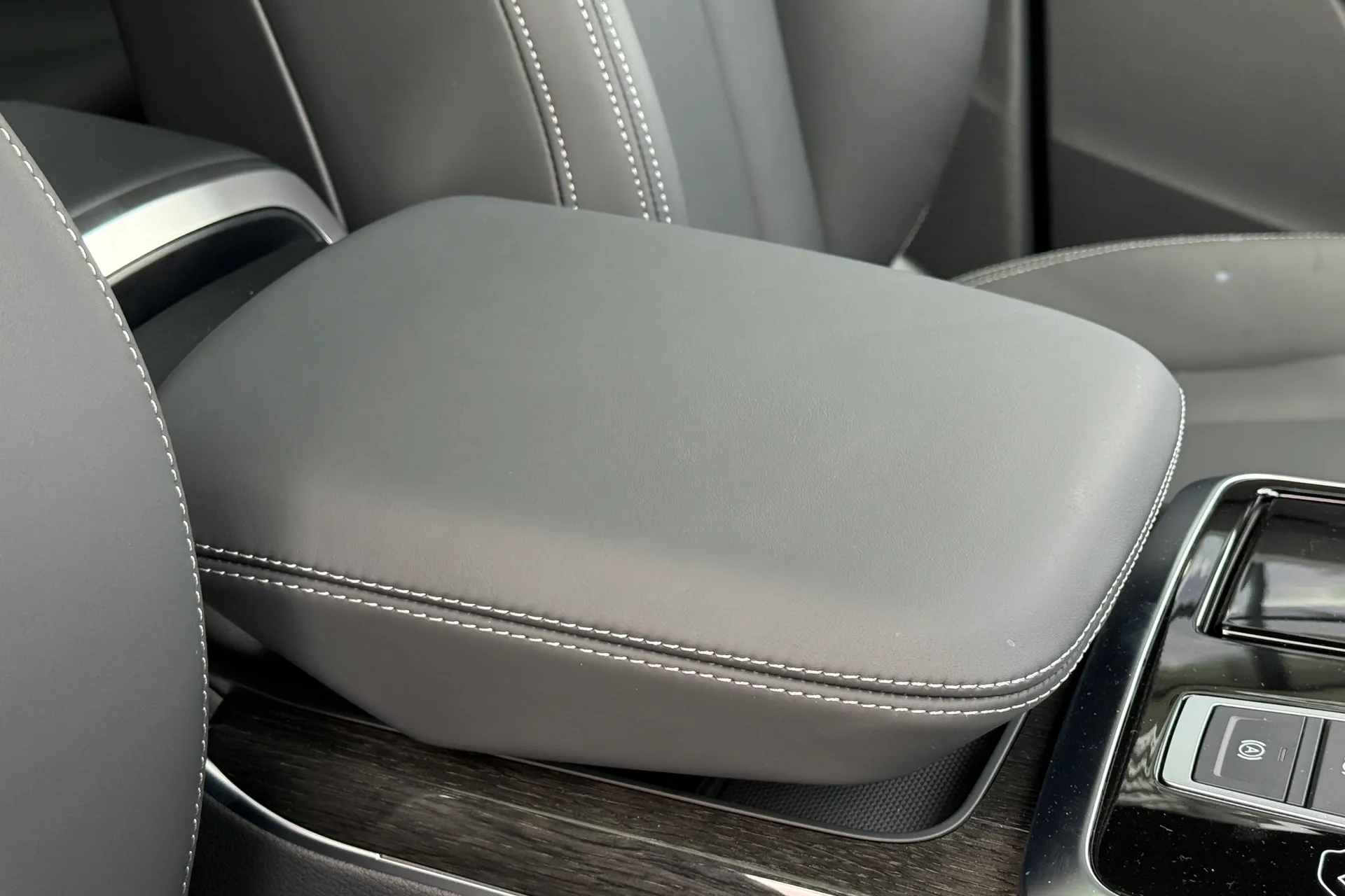 Audi Q7 thumbnail image number 33