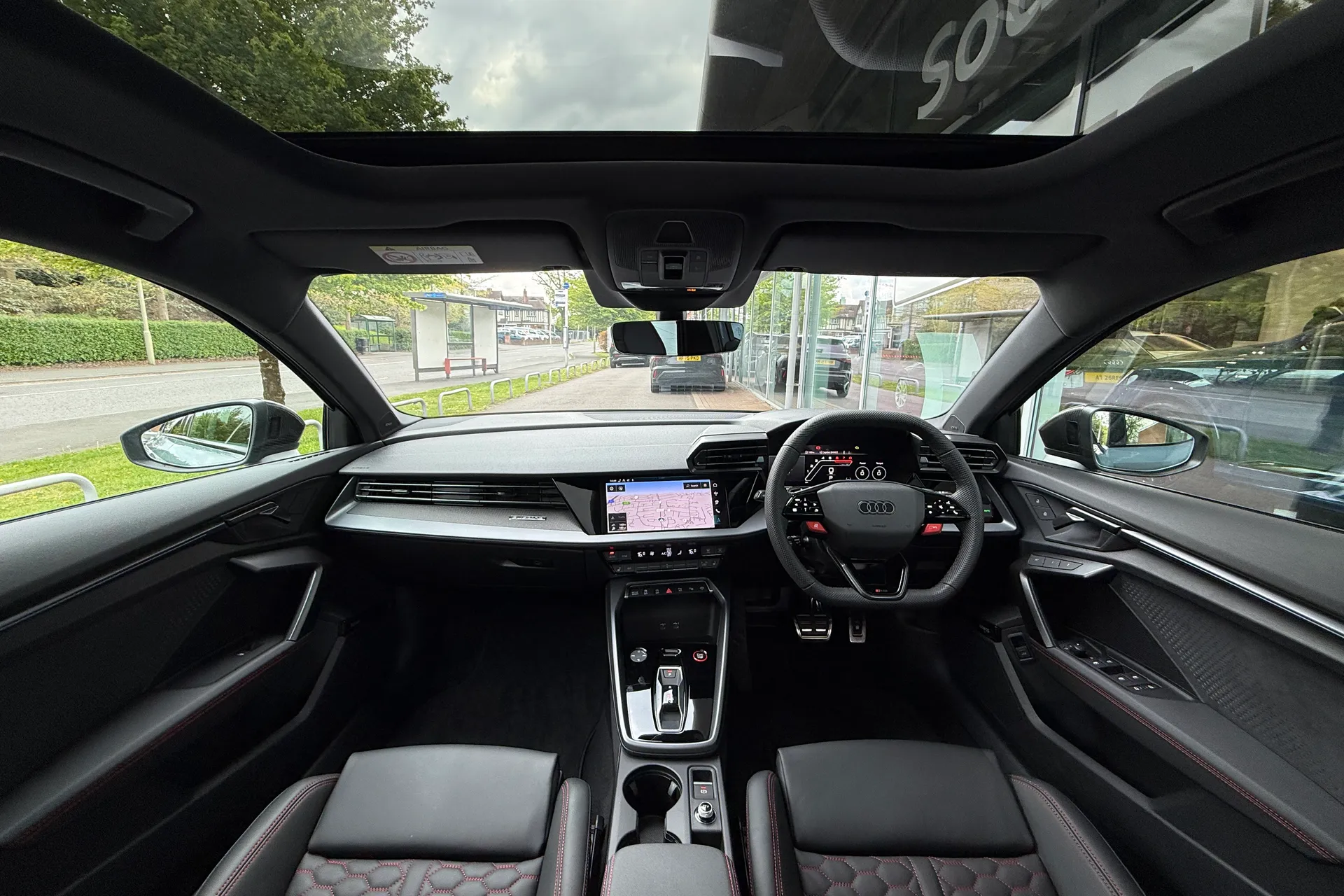 Audi RS3 thumbnail image number 3