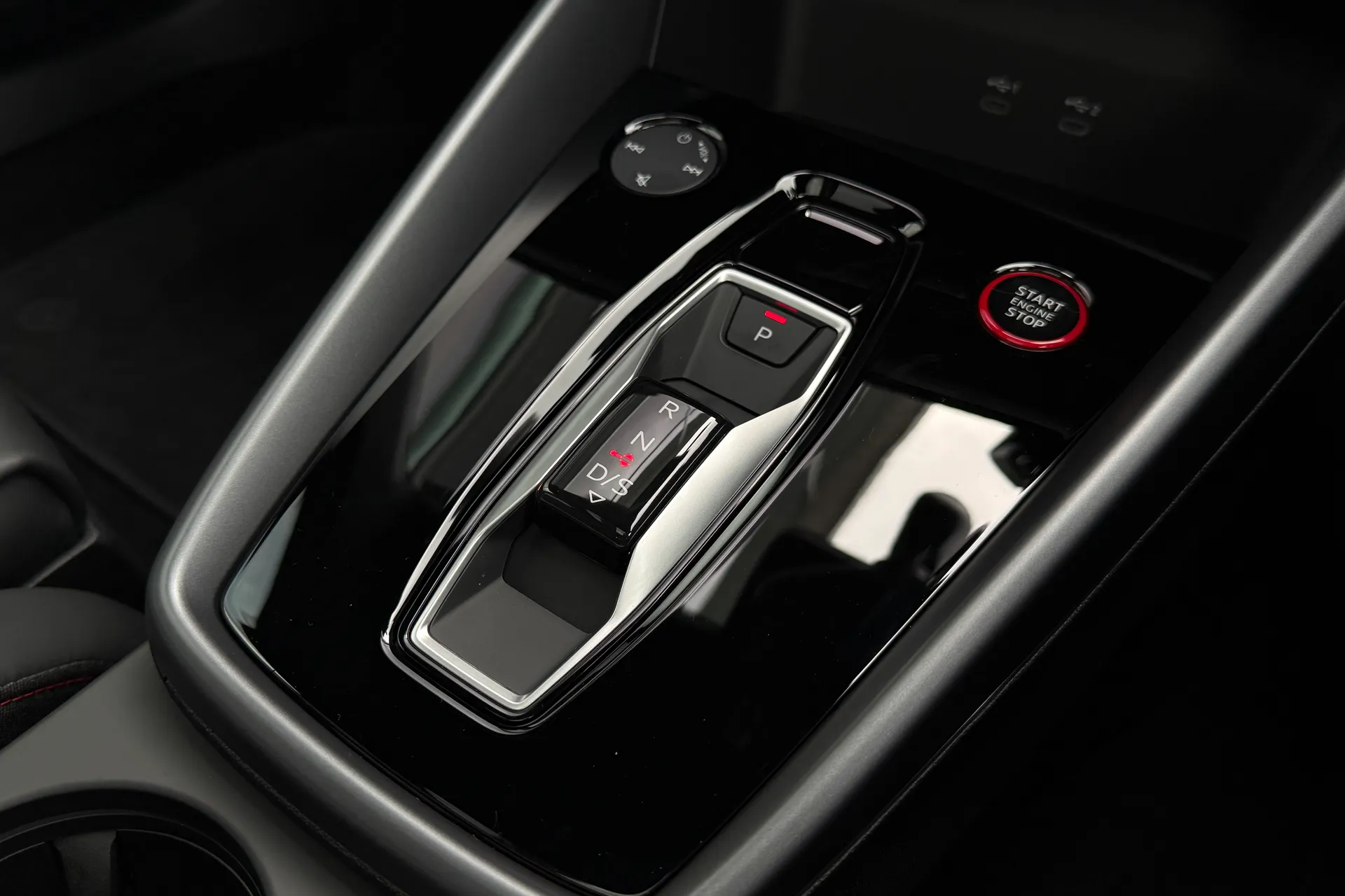 Audi RS3 thumbnail image number 35