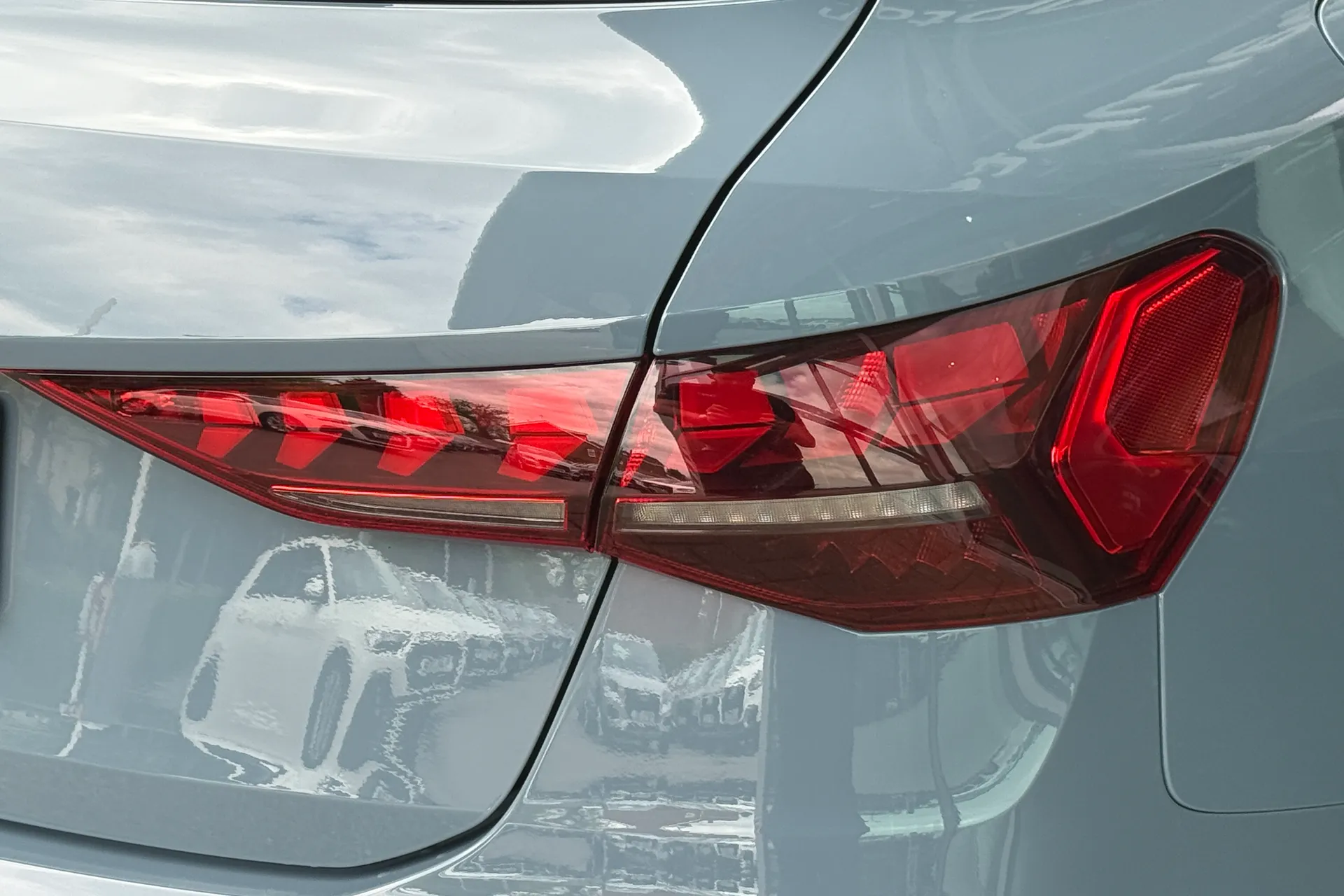 Audi RS3 thumbnail image number 56