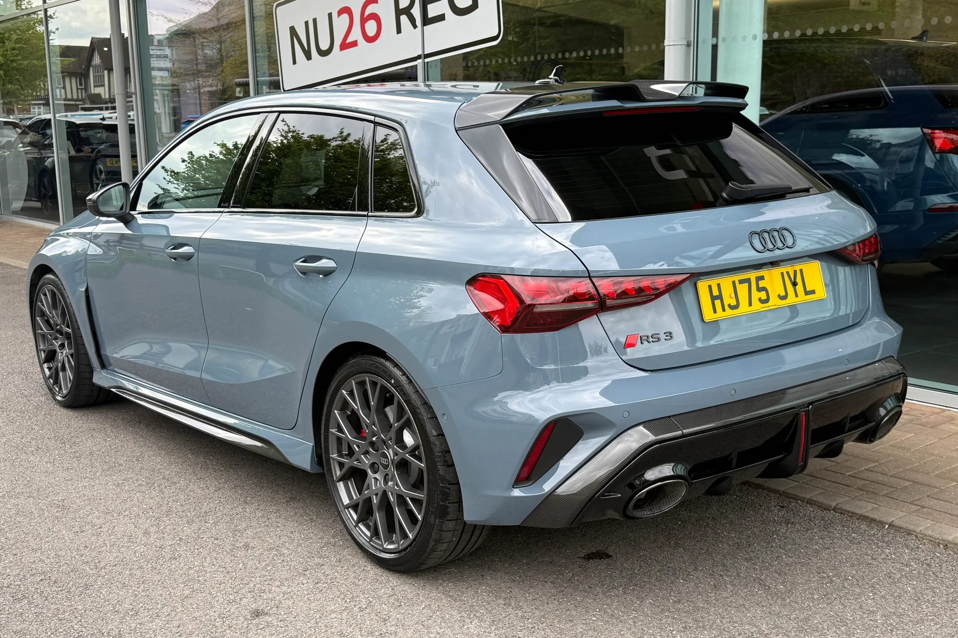 Audi RS3 thumbnail image number 13