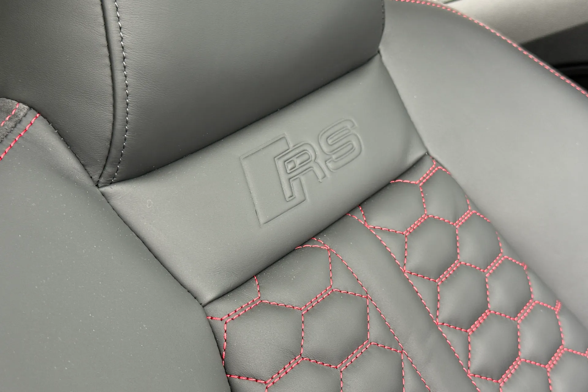 Audi RS3 thumbnail image number 40