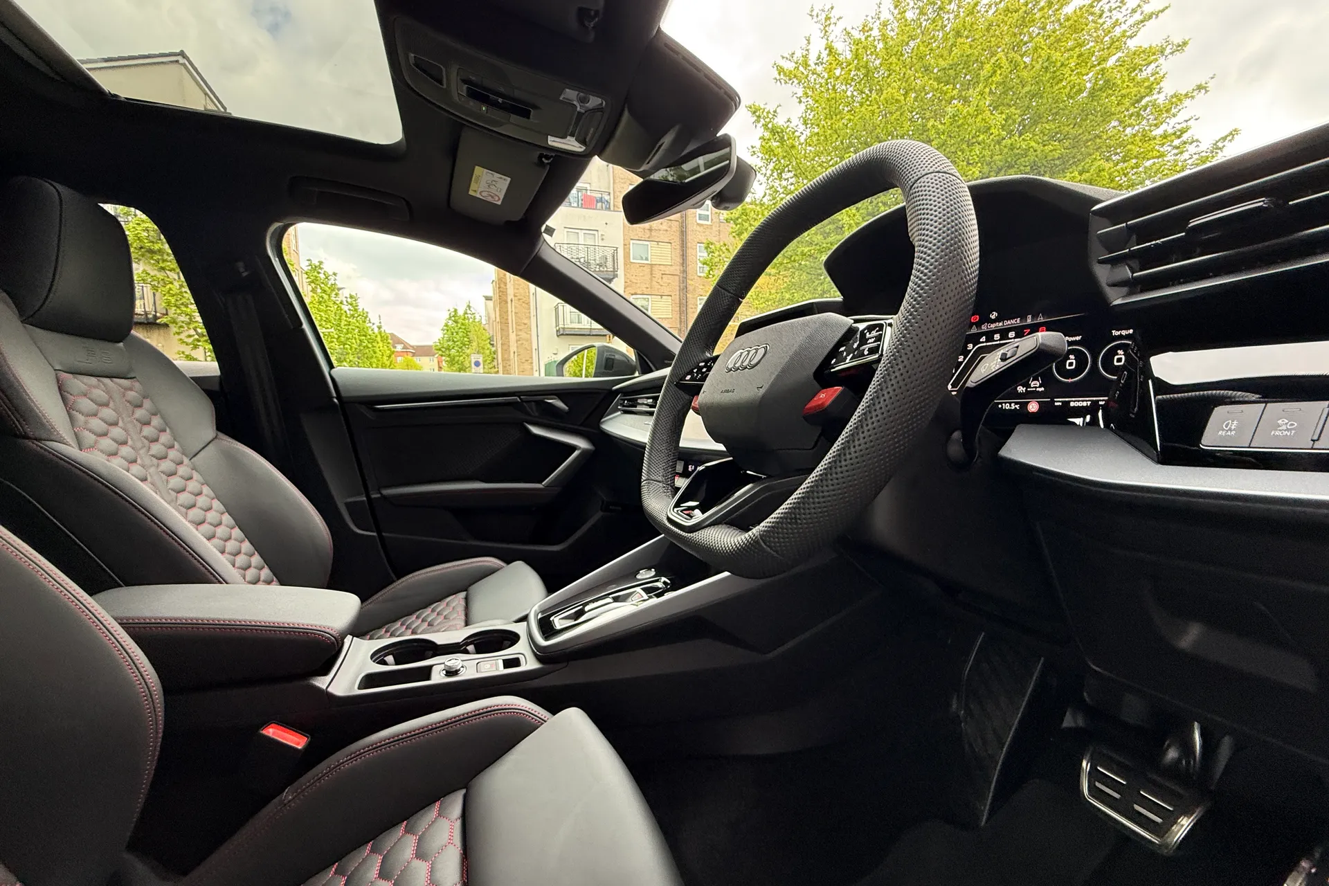 Audi RS3 thumbnail image number 15