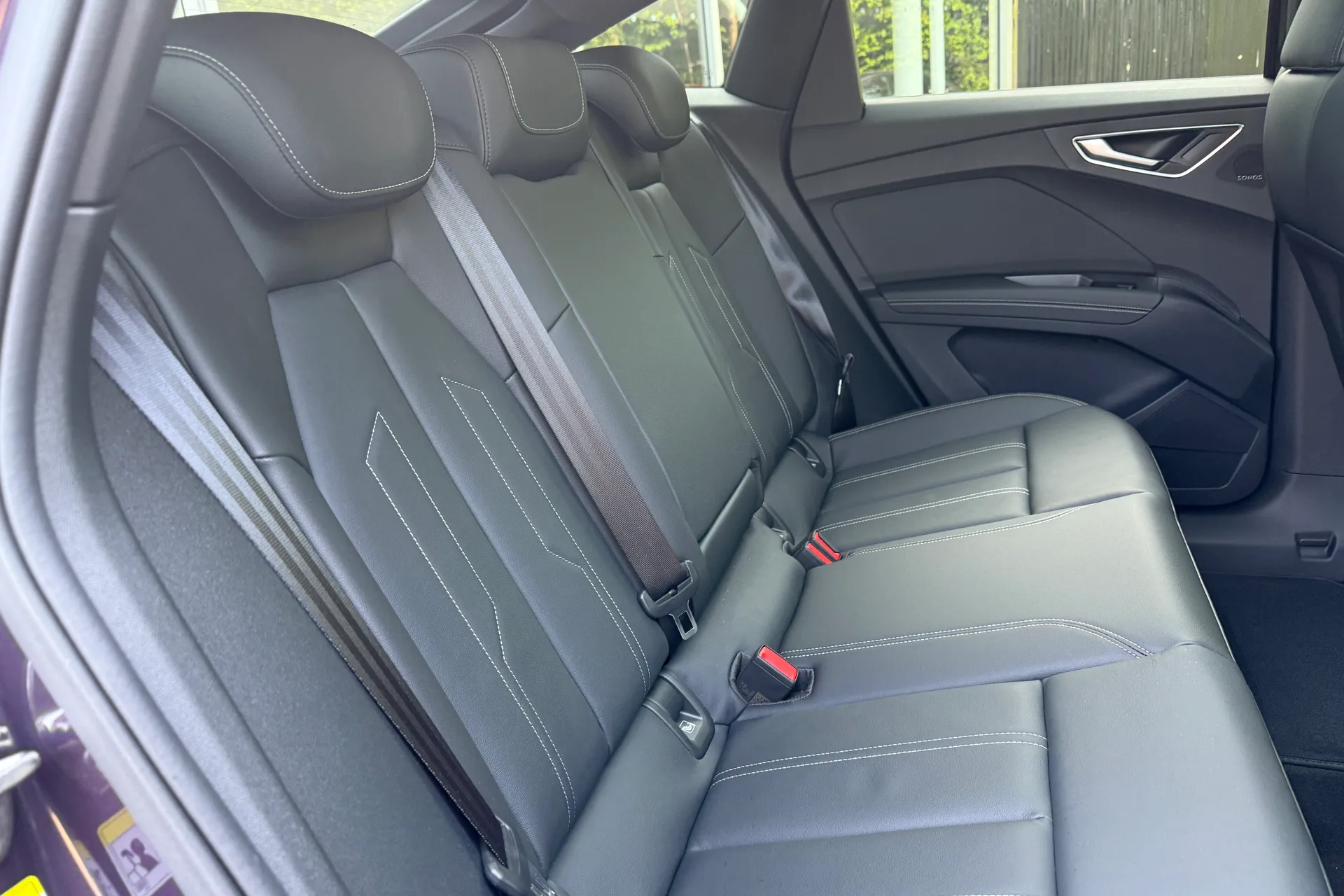 Audi Q4 thumbnail image number 34