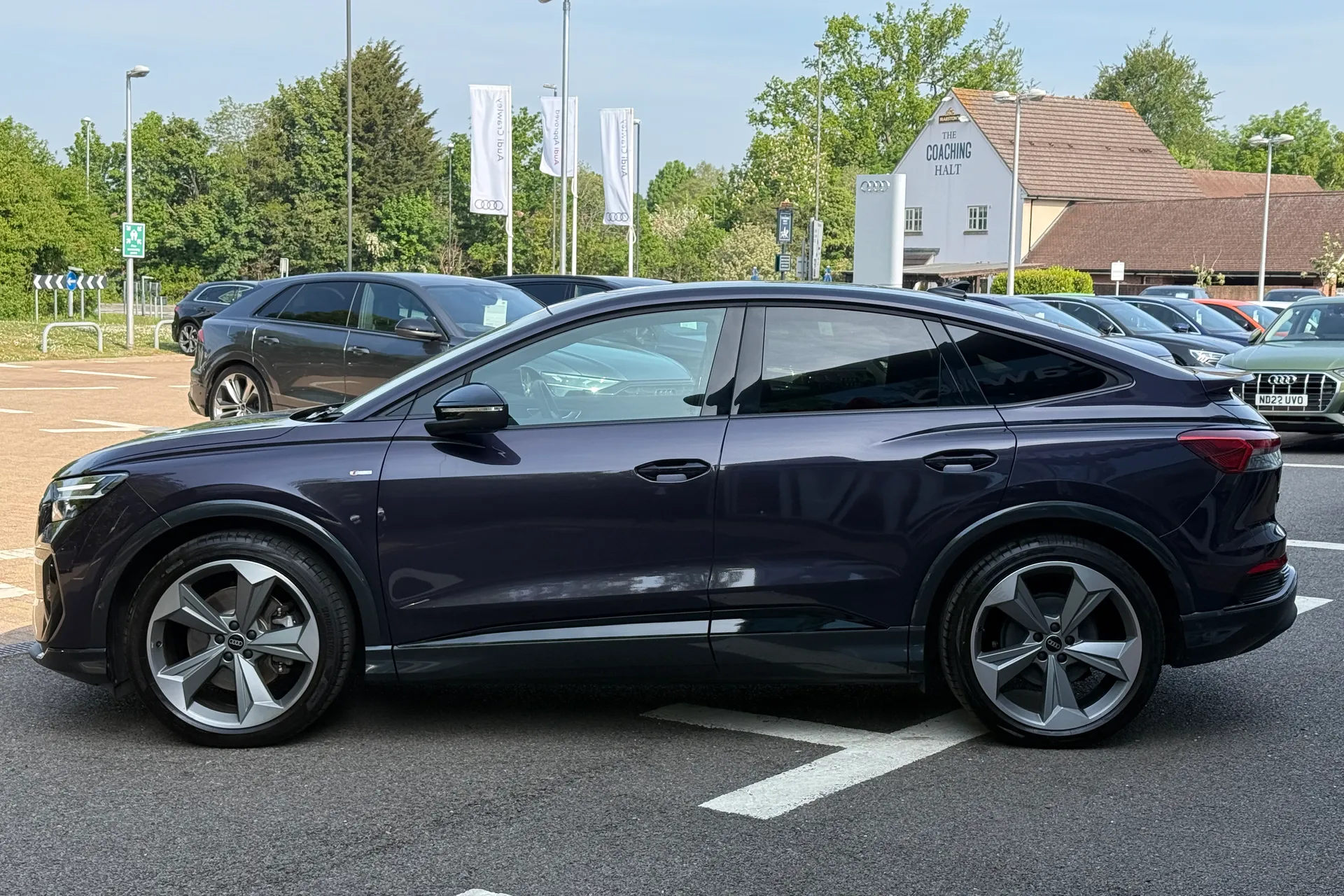 Audi Q4 thumbnail image number 49