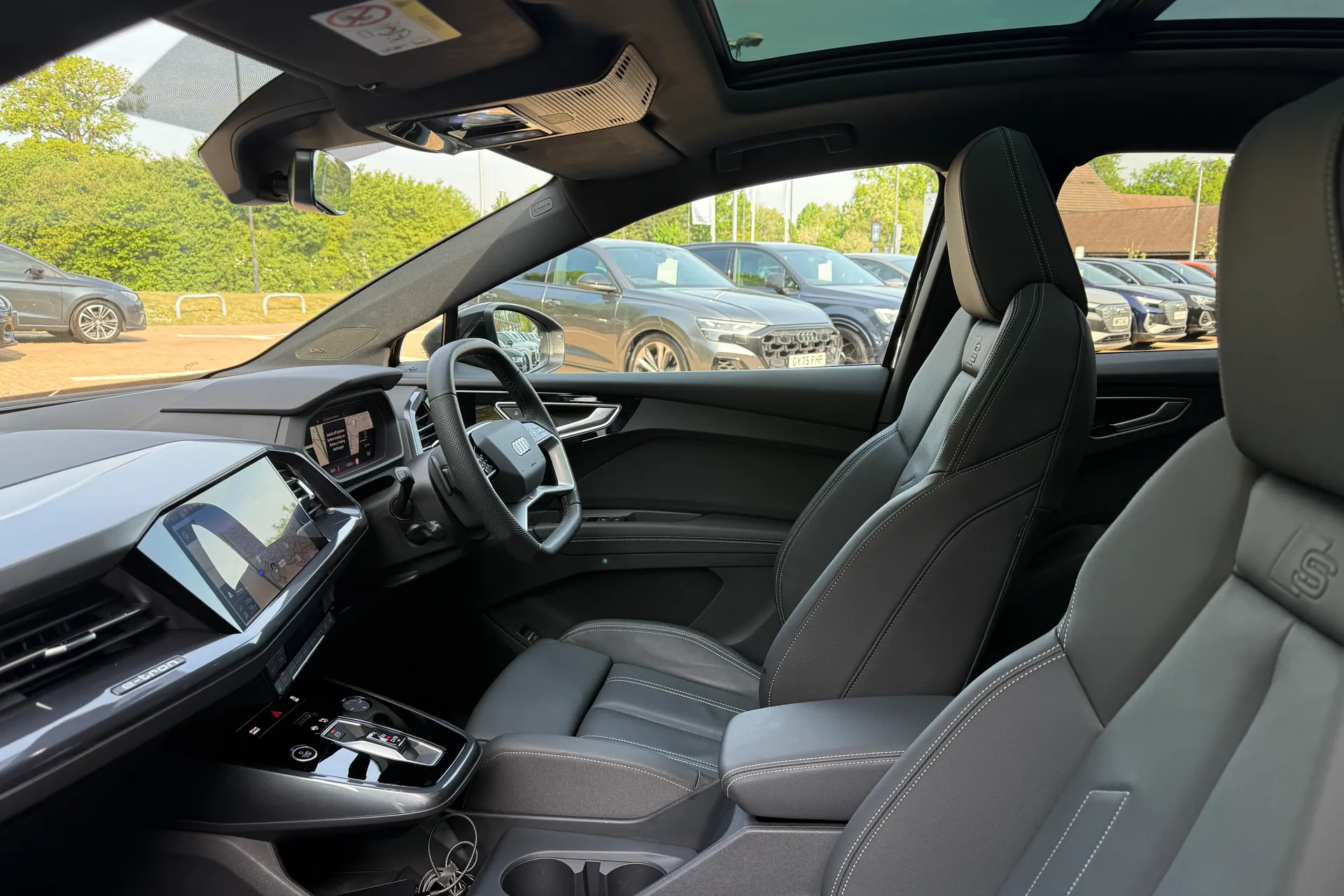 Audi Q4 thumbnail image number 54