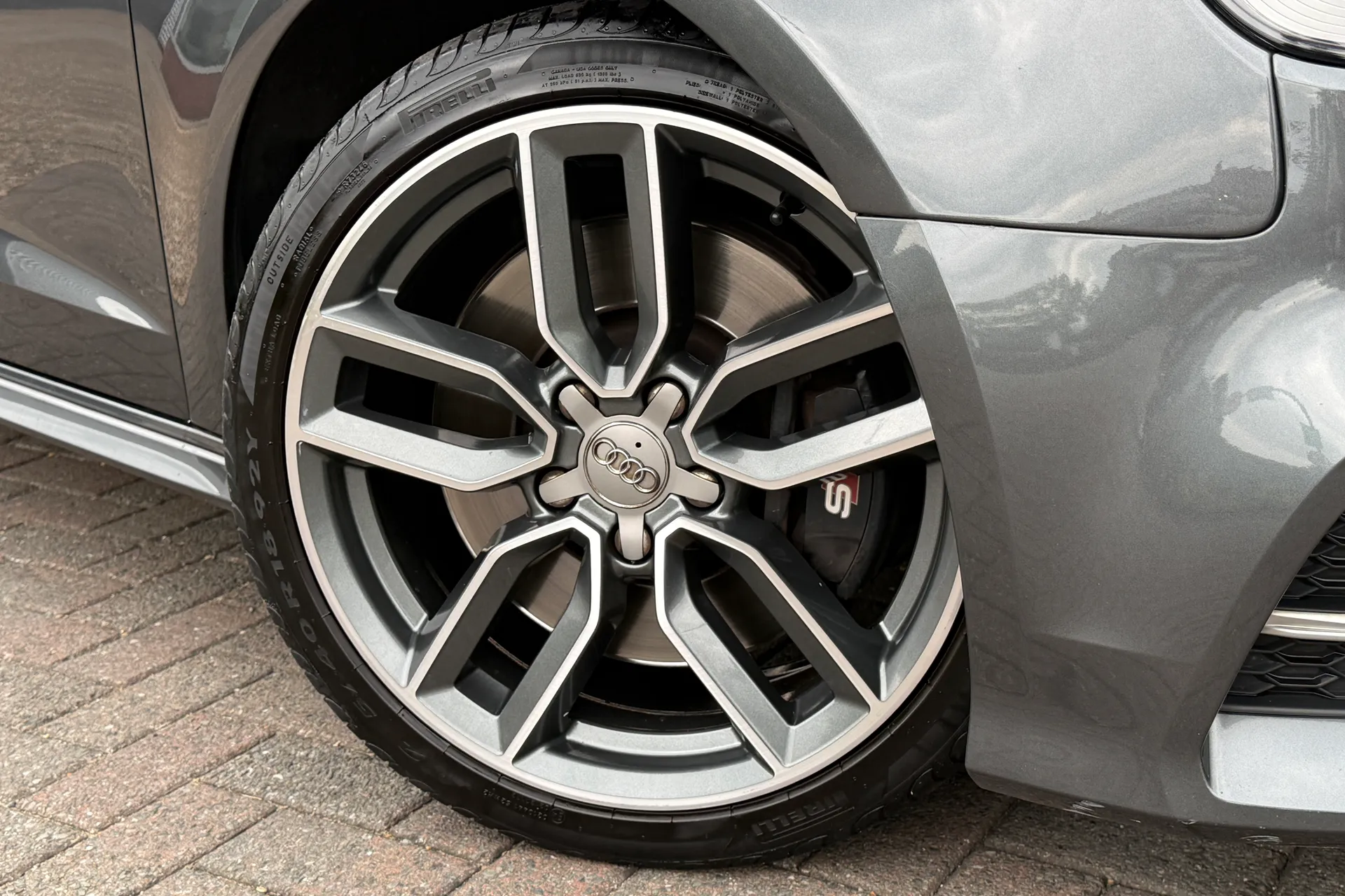 Audi A3 thumbnail image number 6