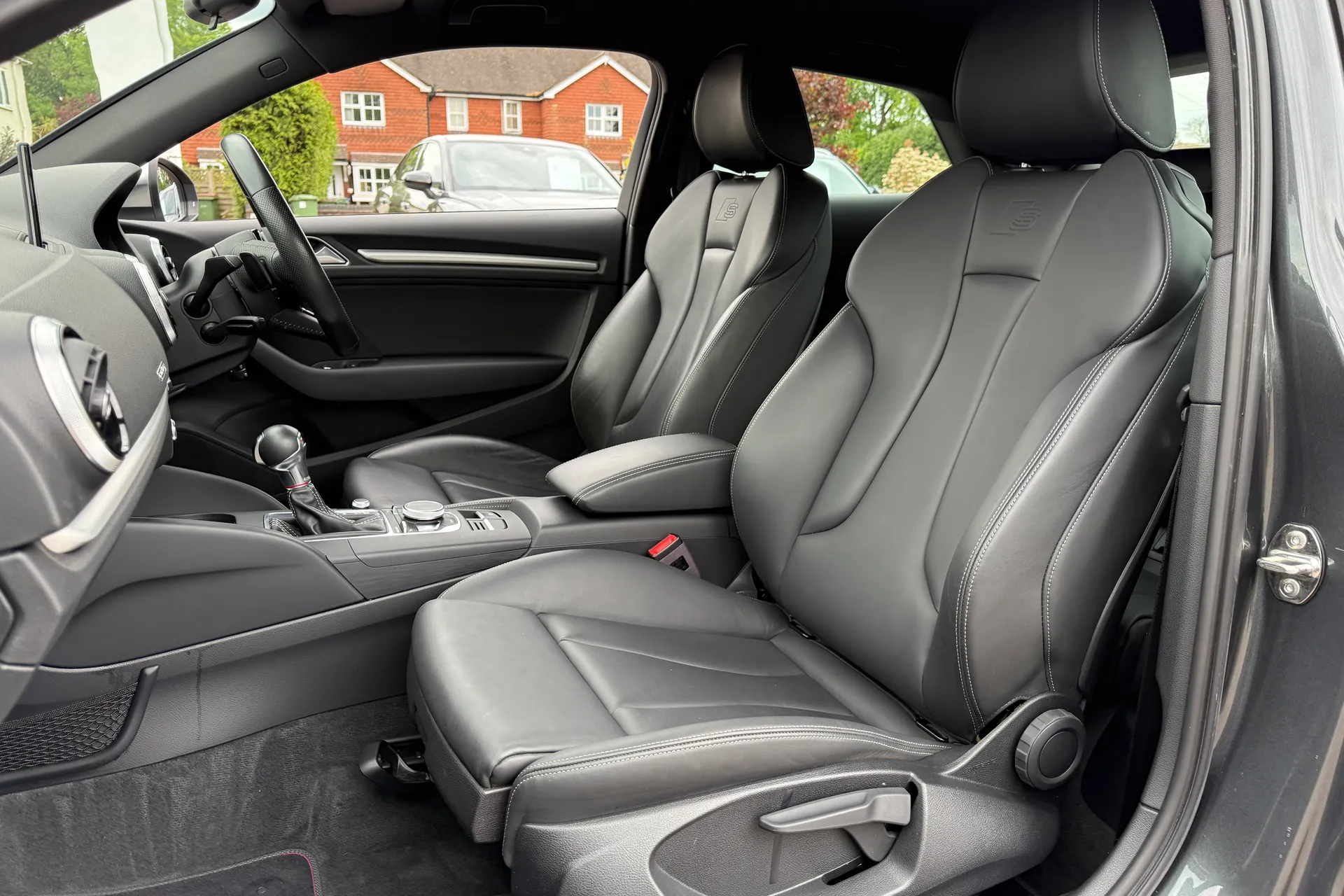 Audi A3 thumbnail image number 24