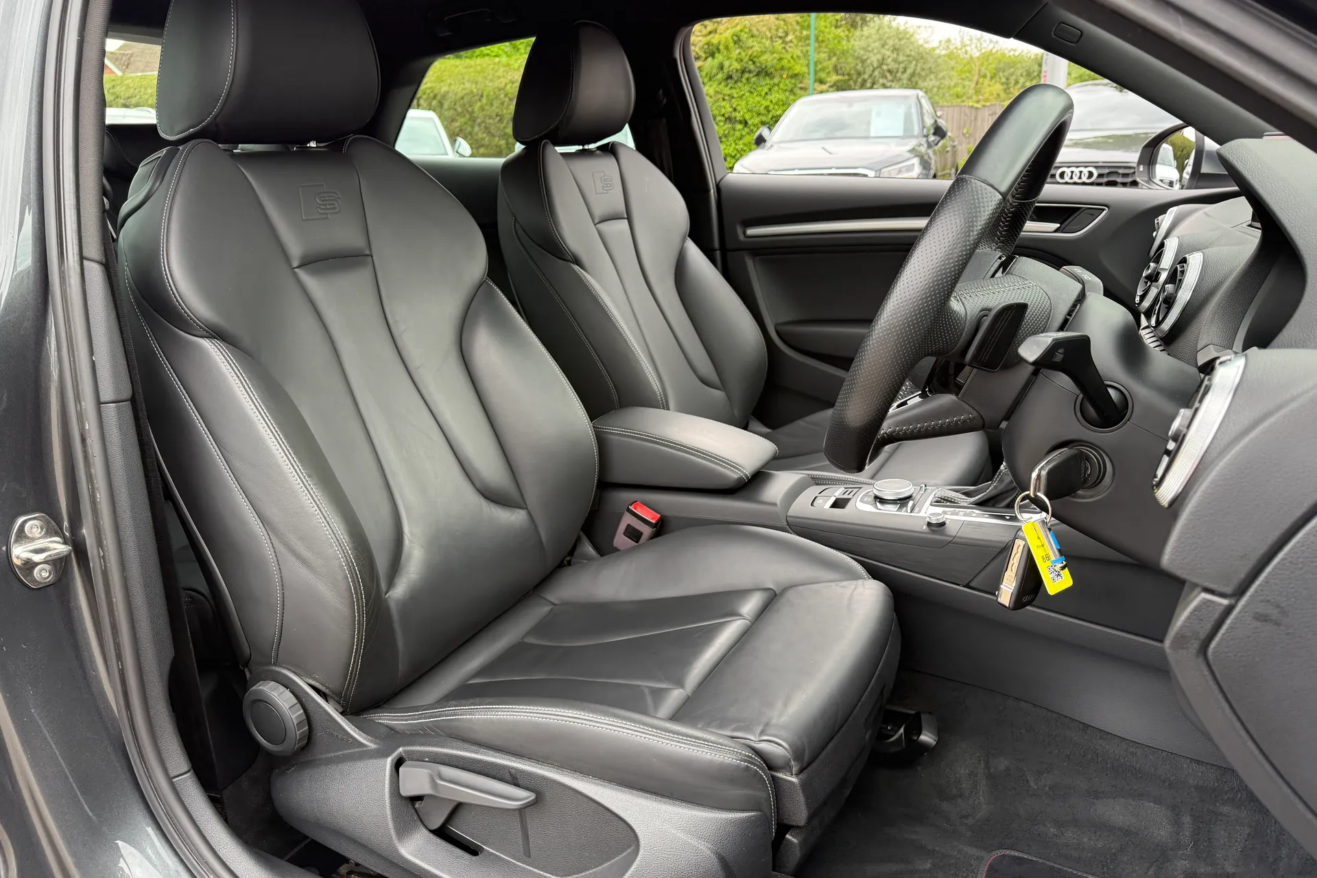 Audi A3 thumbnail image number 21