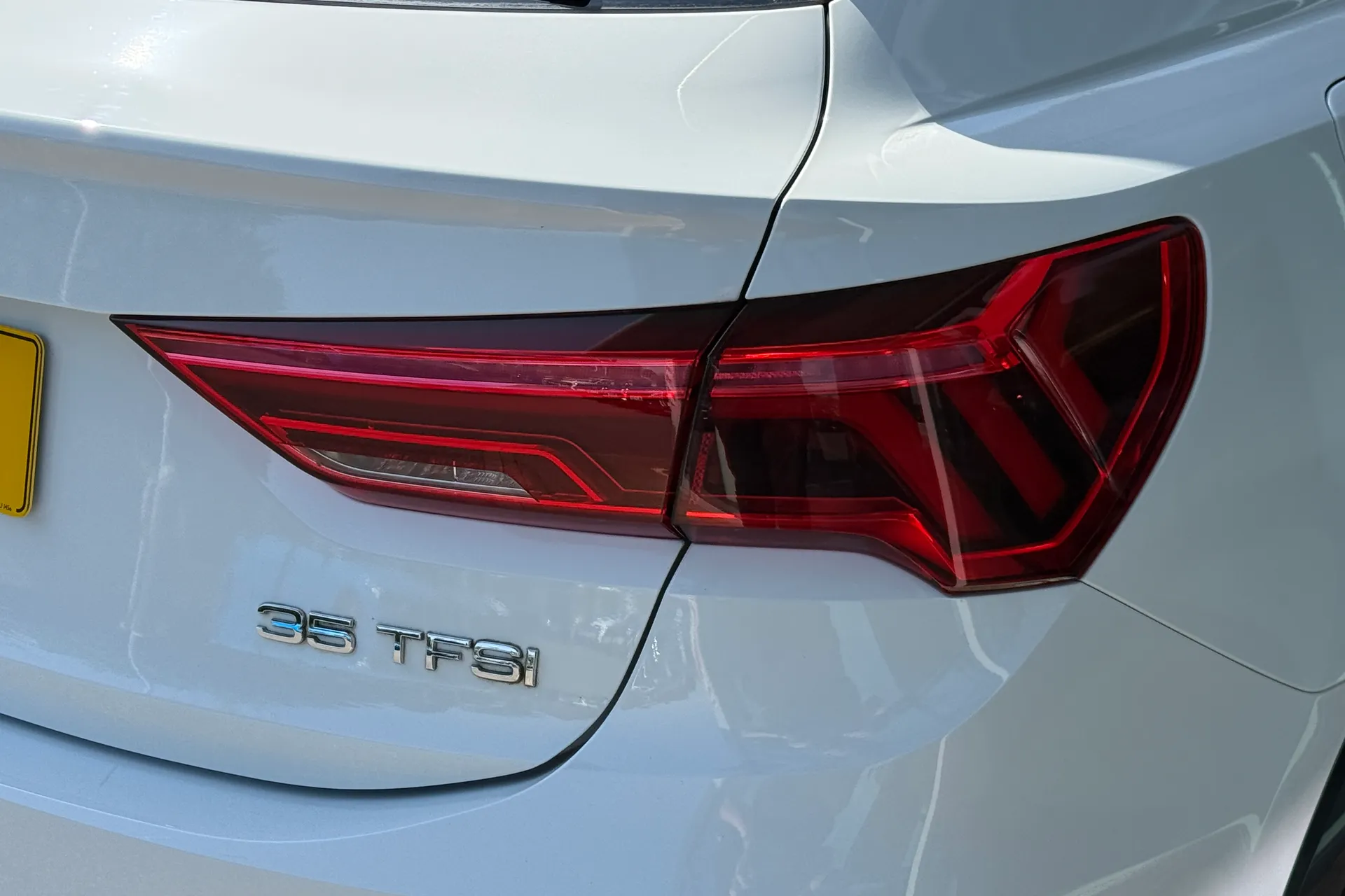 Audi Q3 thumbnail image number 49