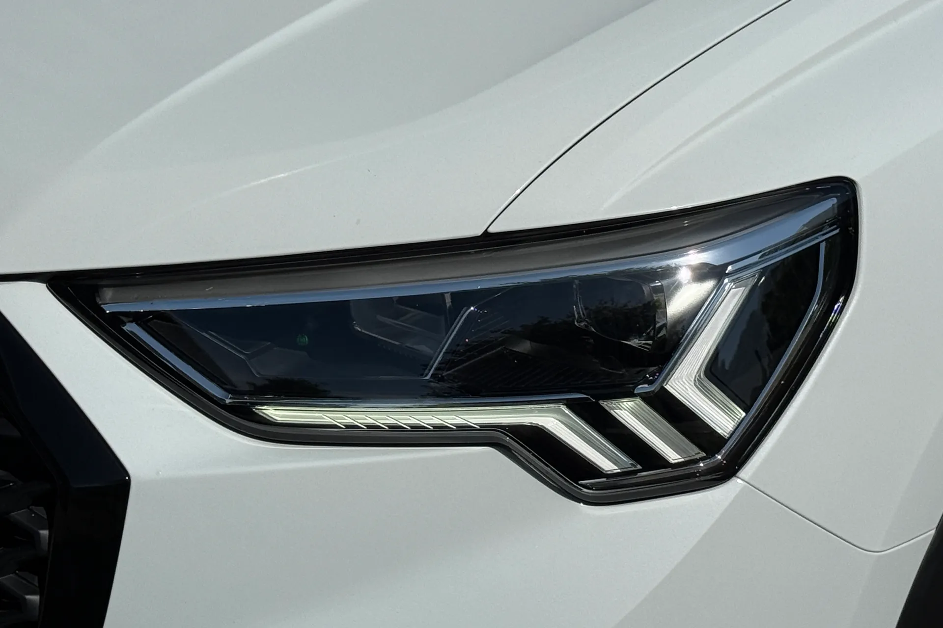 Audi Q3 thumbnail image number 58