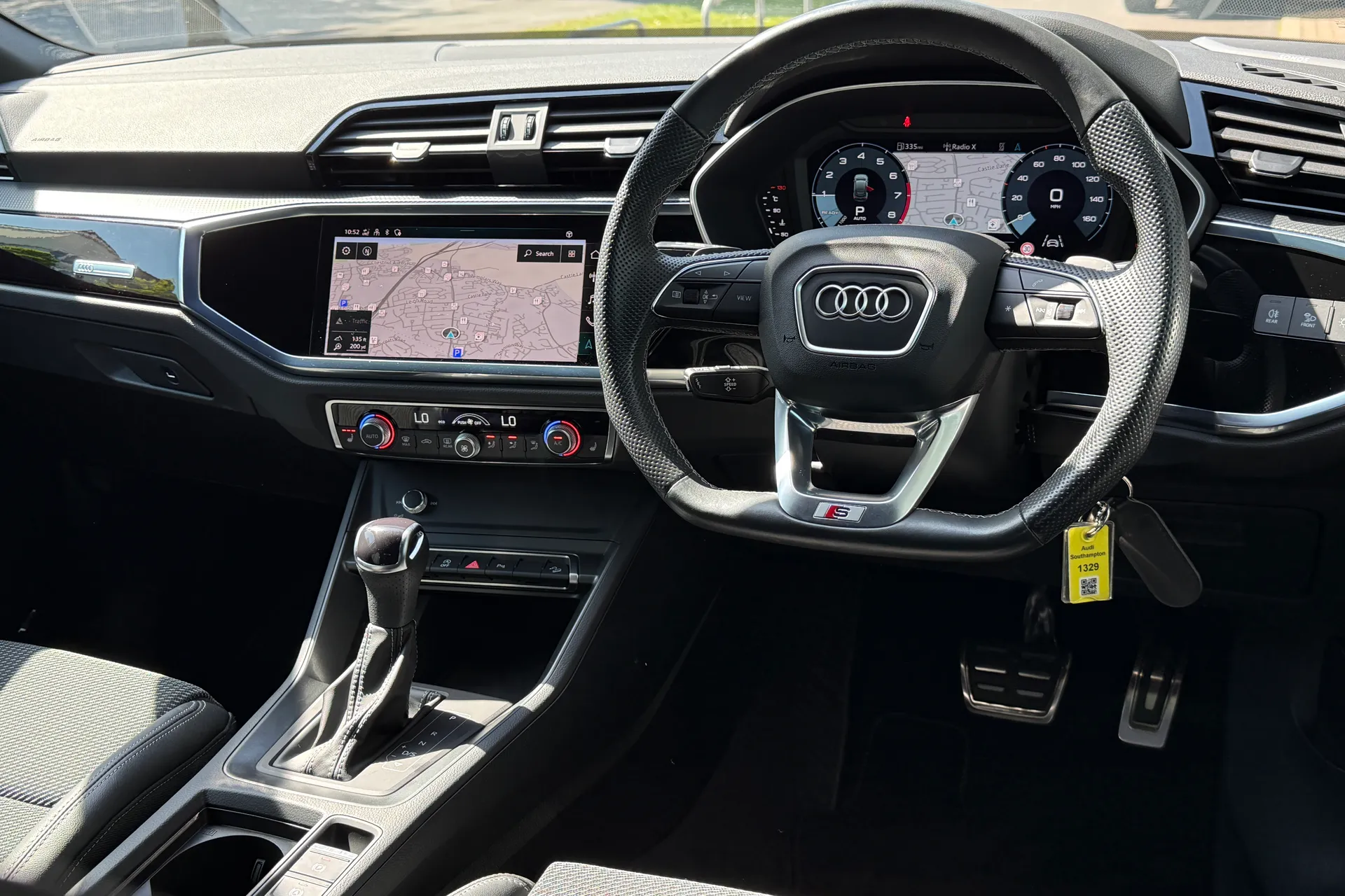Audi Q3 thumbnail image number 41