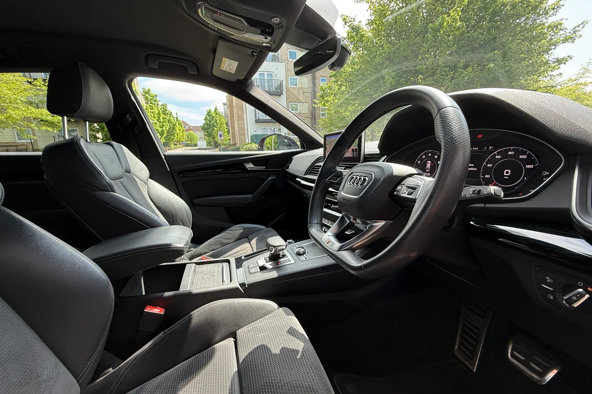 Audi Q5 thumbnail image number 14