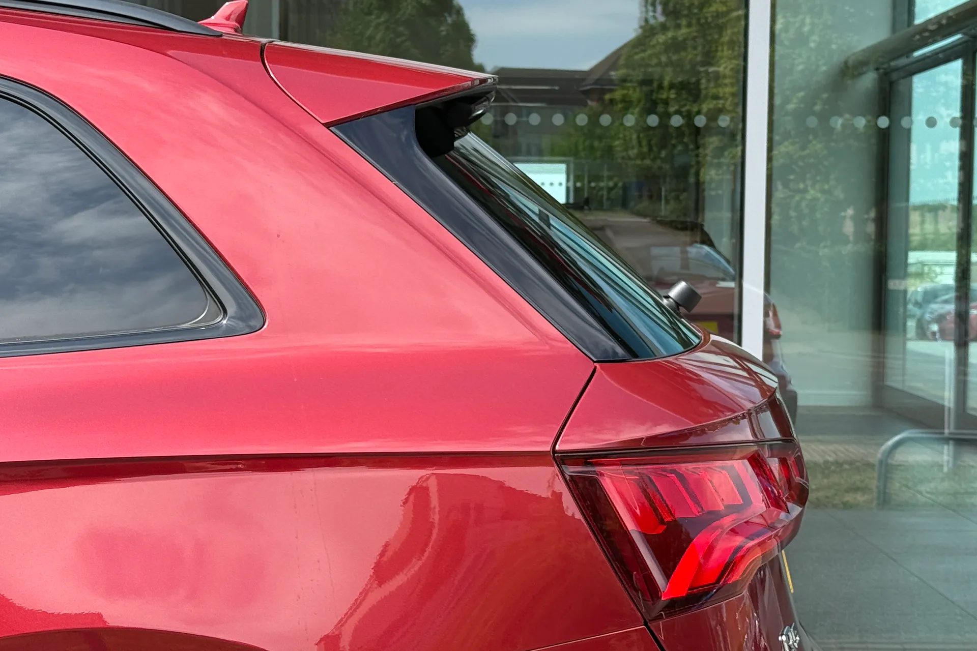 Audi Q5 thumbnail image number 61