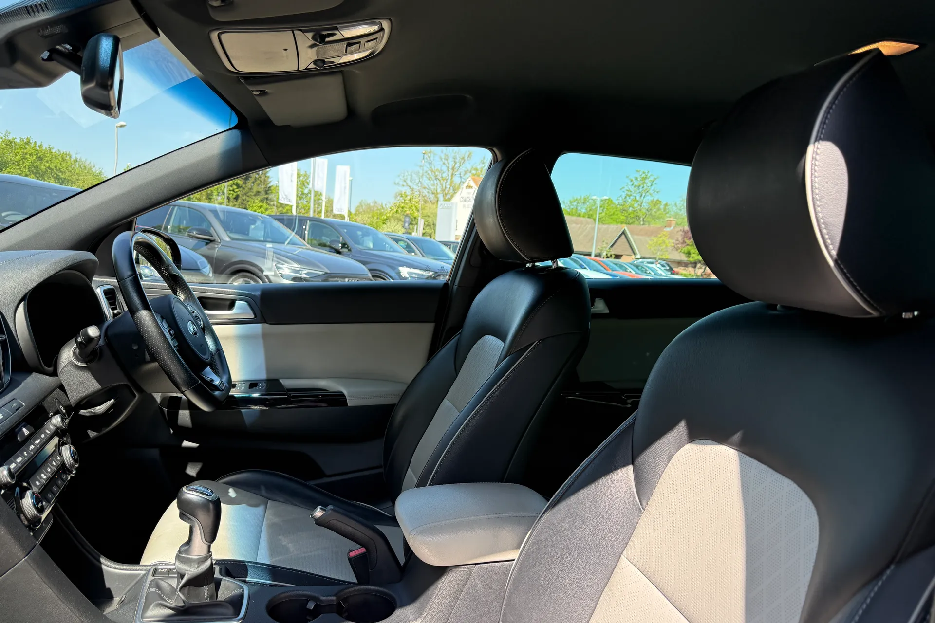 KIA SPORTAGE thumbnail image number 59