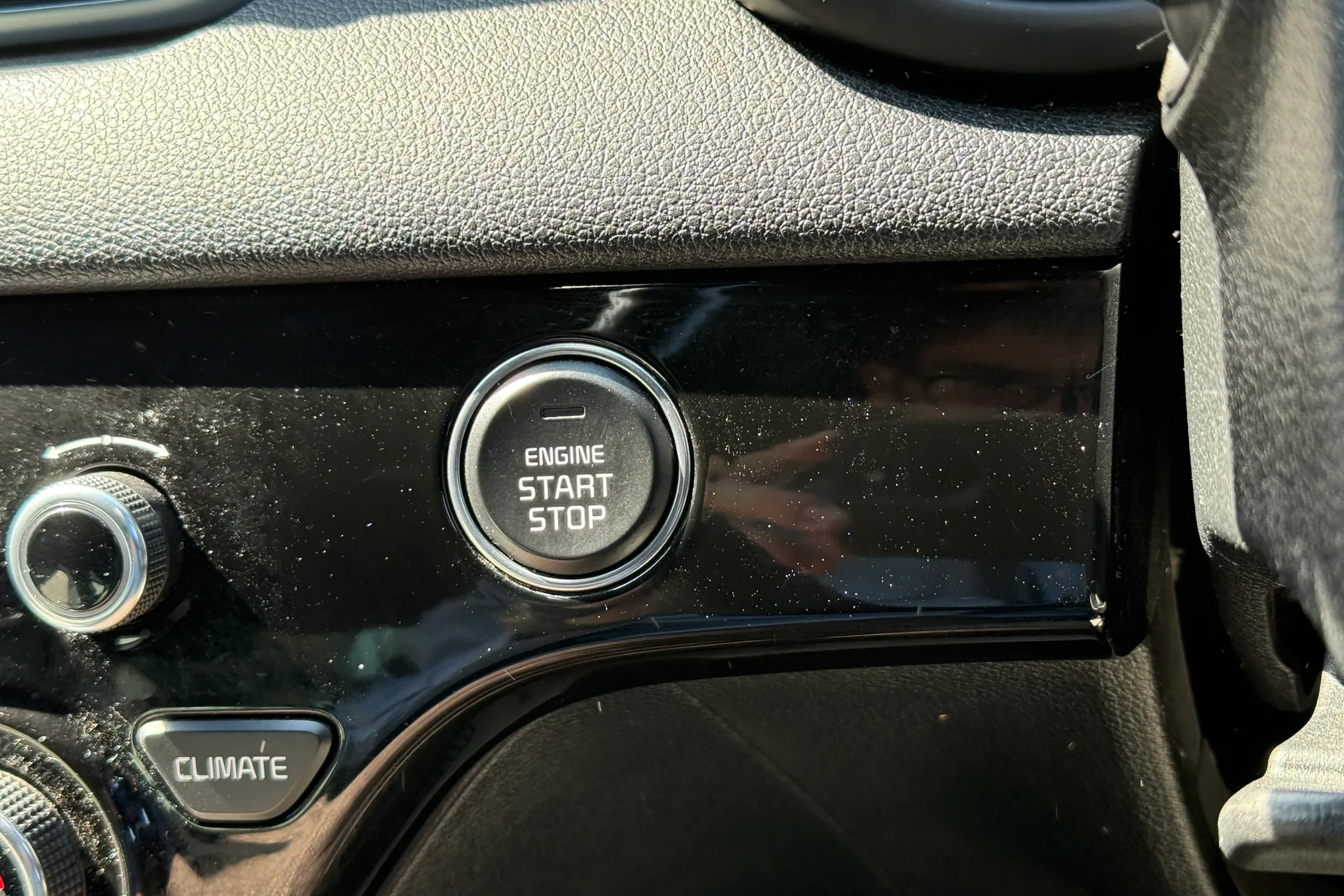 KIA SPORTAGE thumbnail image number 11