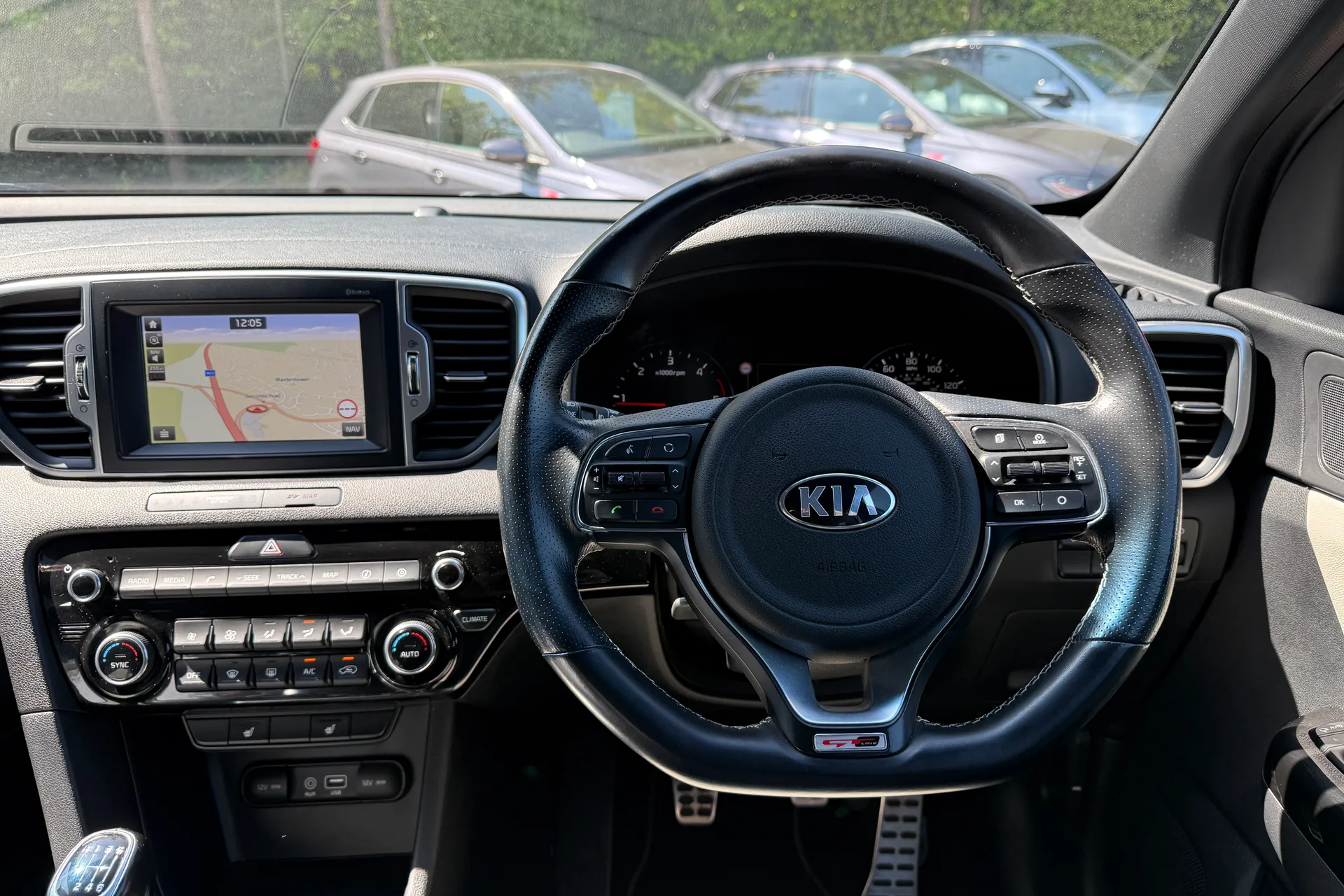 KIA SPORTAGE thumbnail image number 43