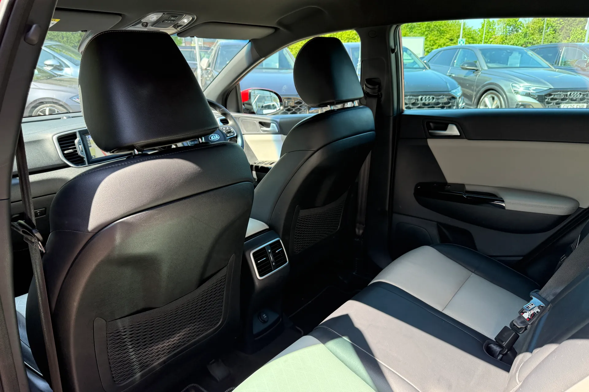 KIA SPORTAGE thumbnail image number 55