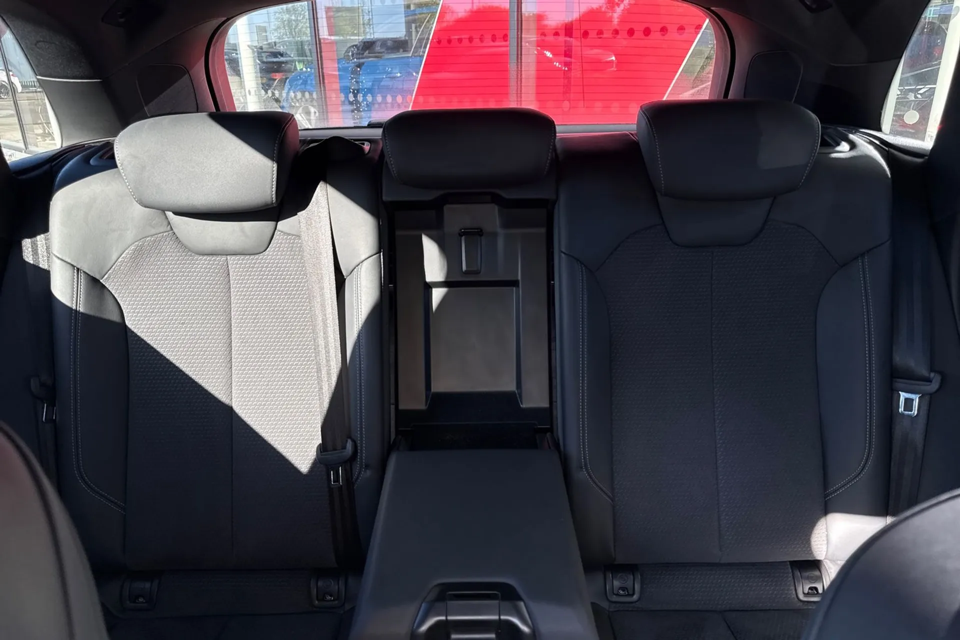 Audi Q5 thumbnail image number 47