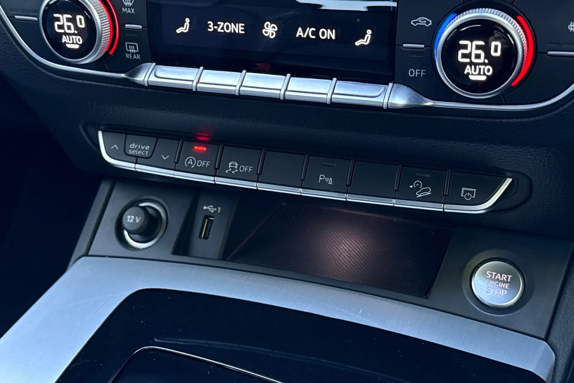 Audi Q5 thumbnail image number 38