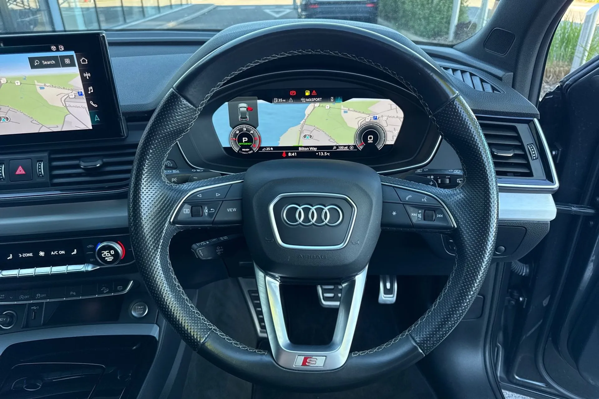 Audi Q5 thumbnail image number 17