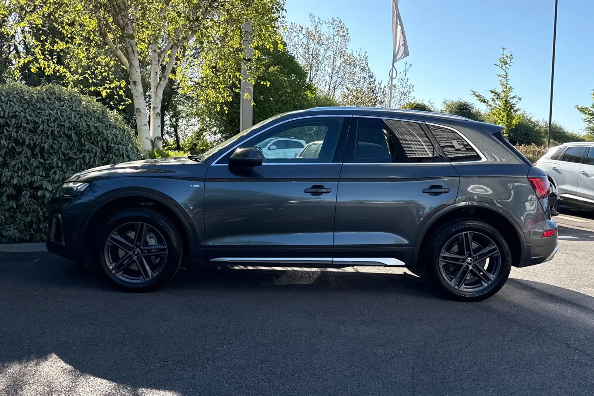 Audi Q5 thumbnail image number 21